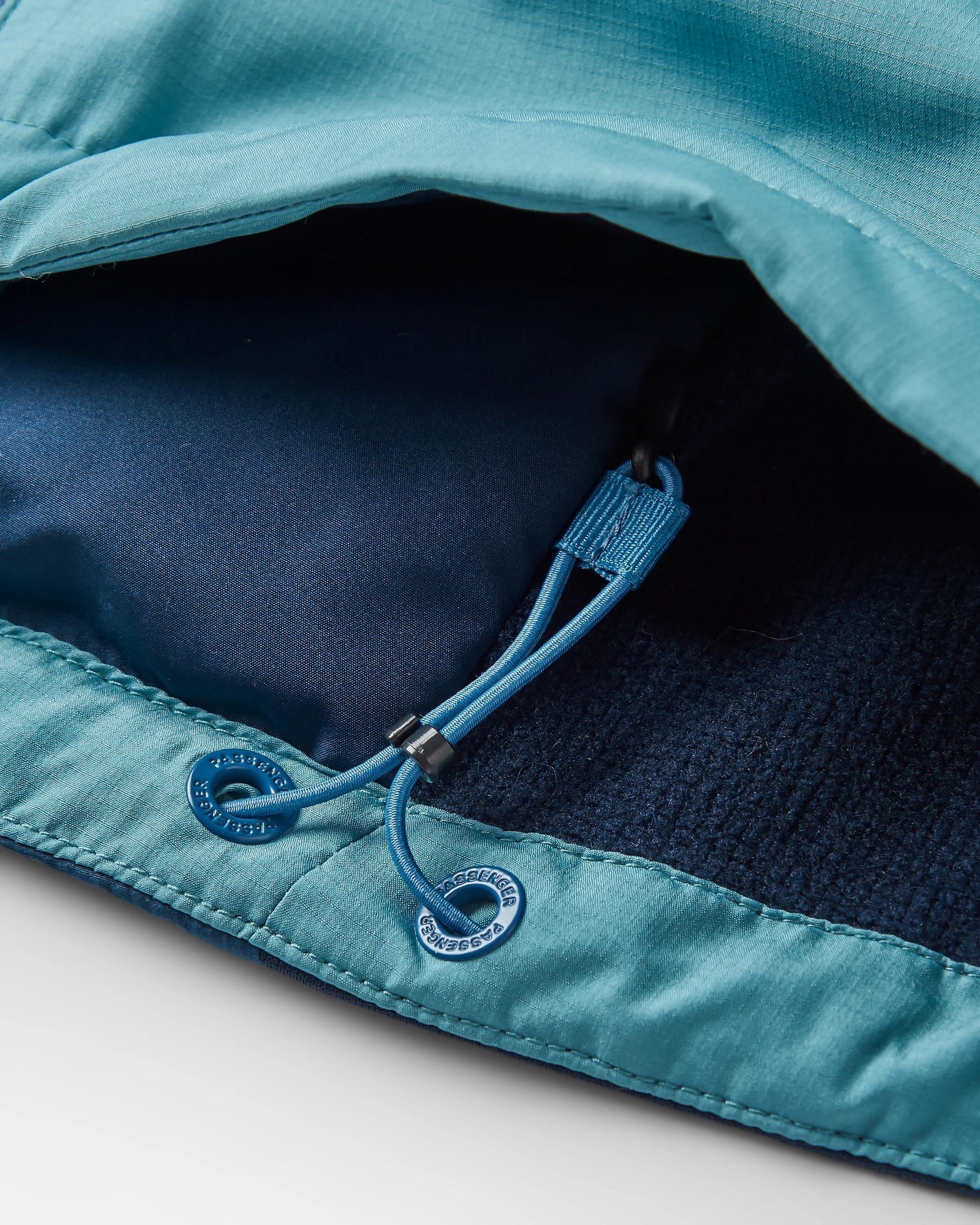 Daybreak Lightweight Recycled Thermore® Insulated Gilet - Rich Navy/Dark Denim/Arctic