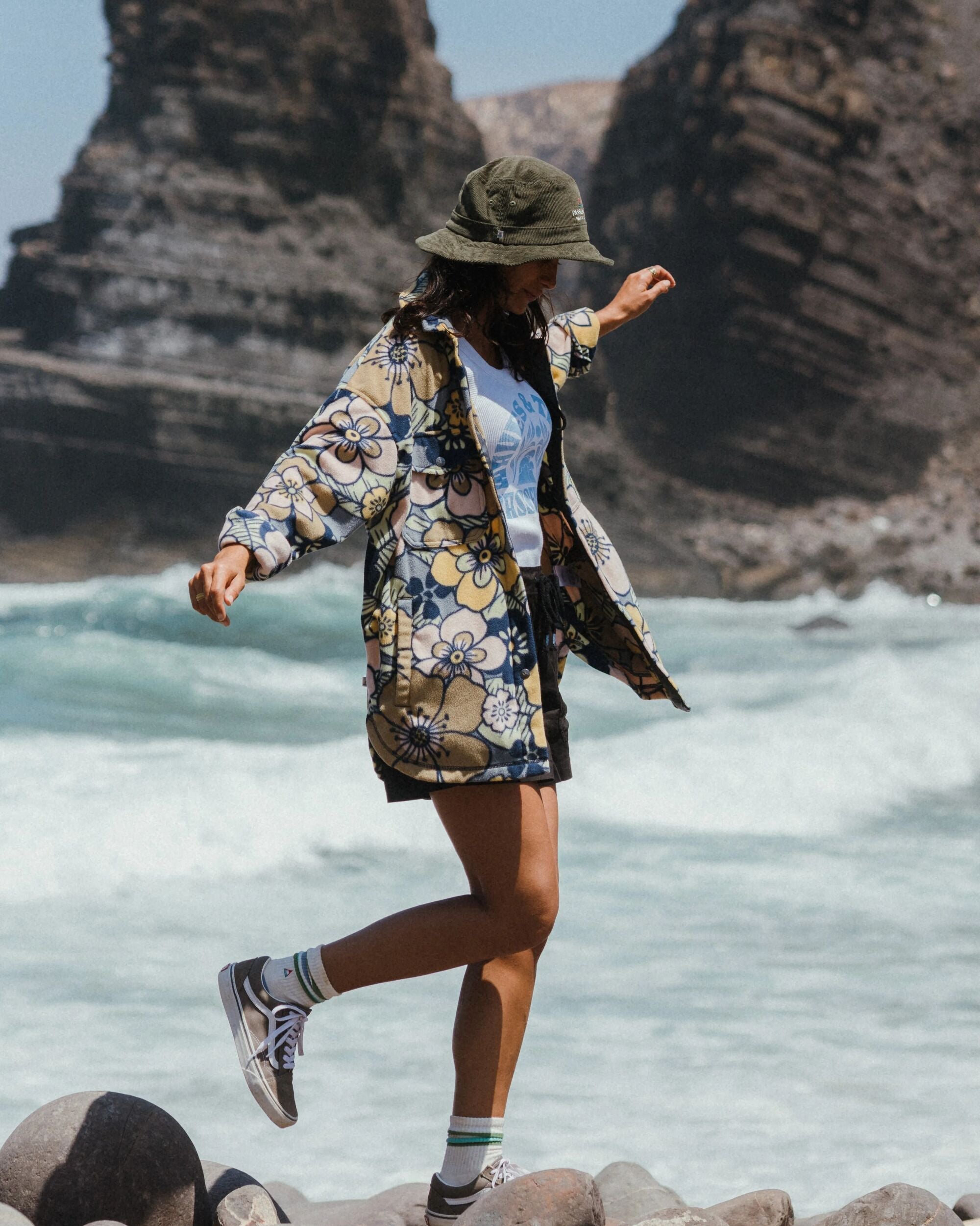 East Recycled Polar Fleece Shirt - Vintage Floral Sunlight