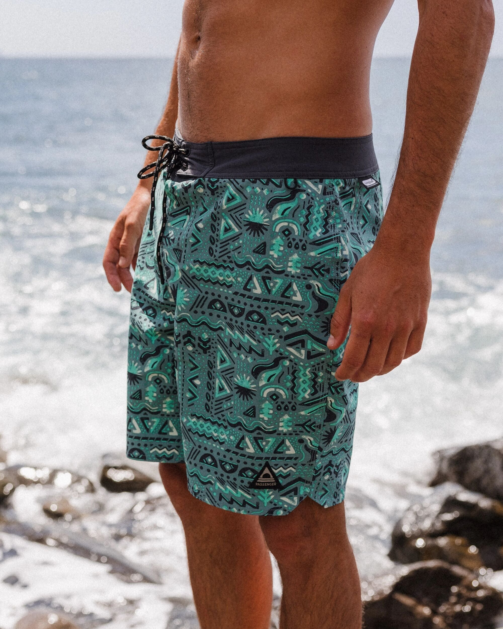 Cruiser Netplus® Recycled 19" Boardshort - Elemental Geo Arctic