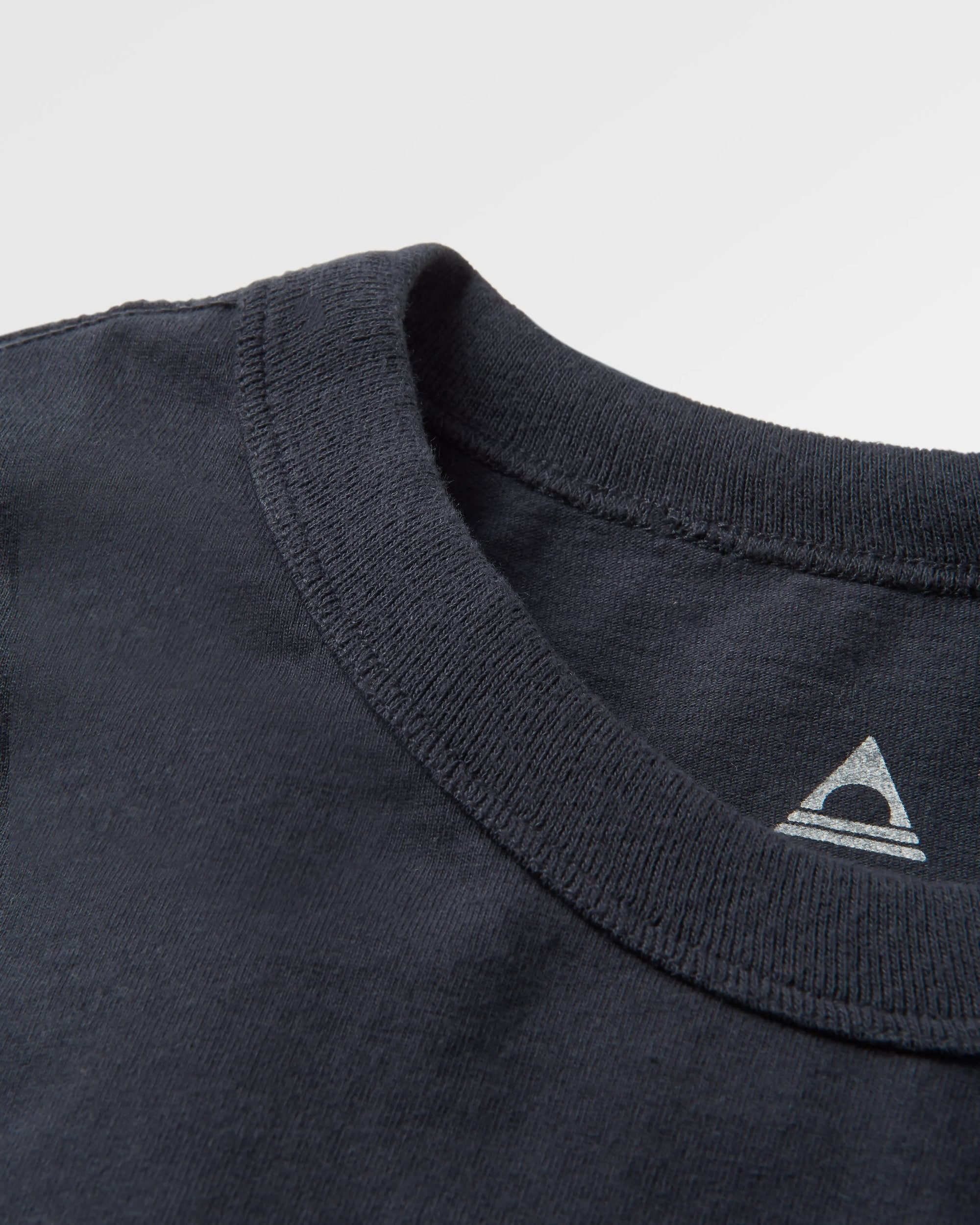 Heritage Organic Relaxed Fit LS T-Shirt - Black