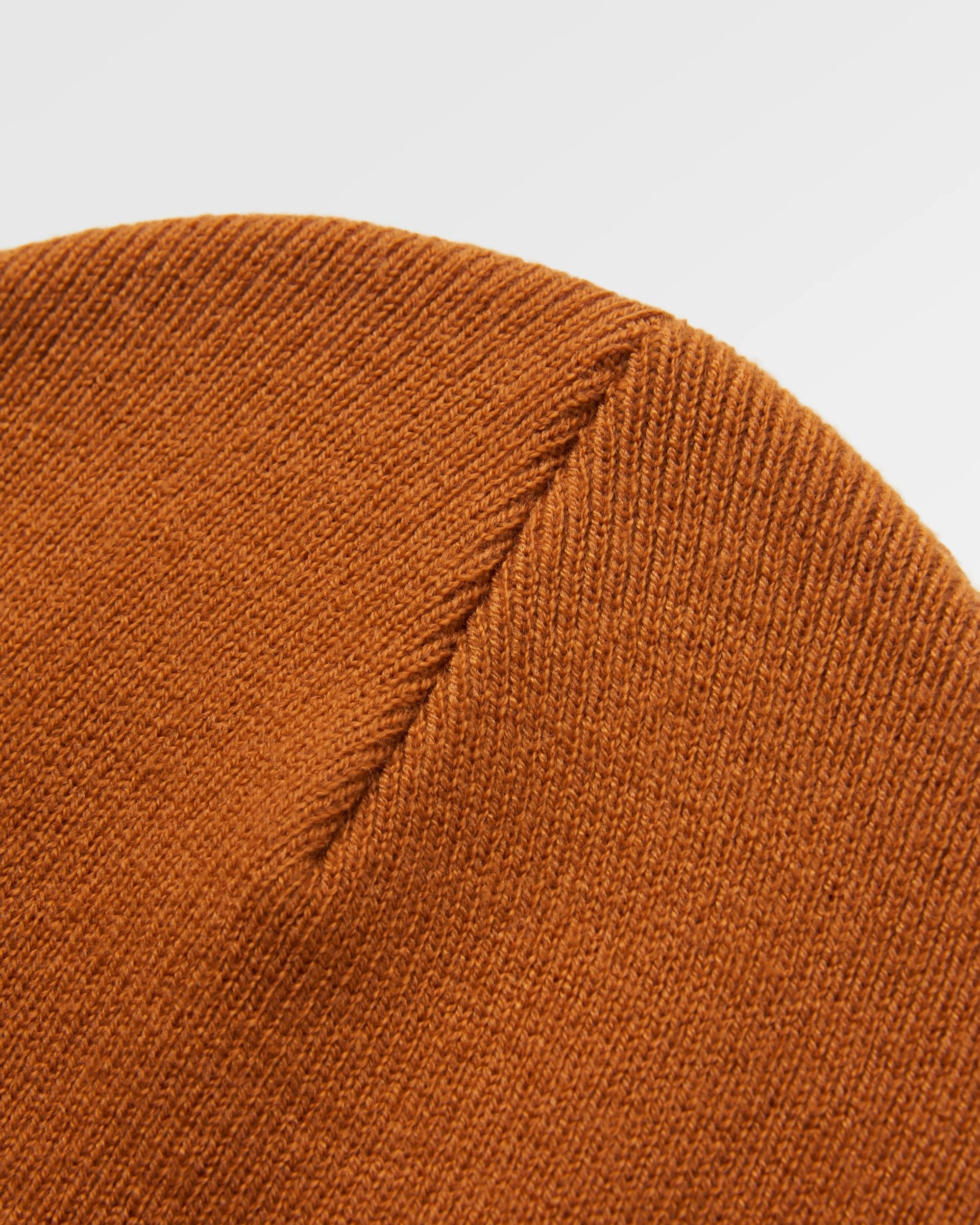 Core Recycled High-Top Beanie - Retro Orange