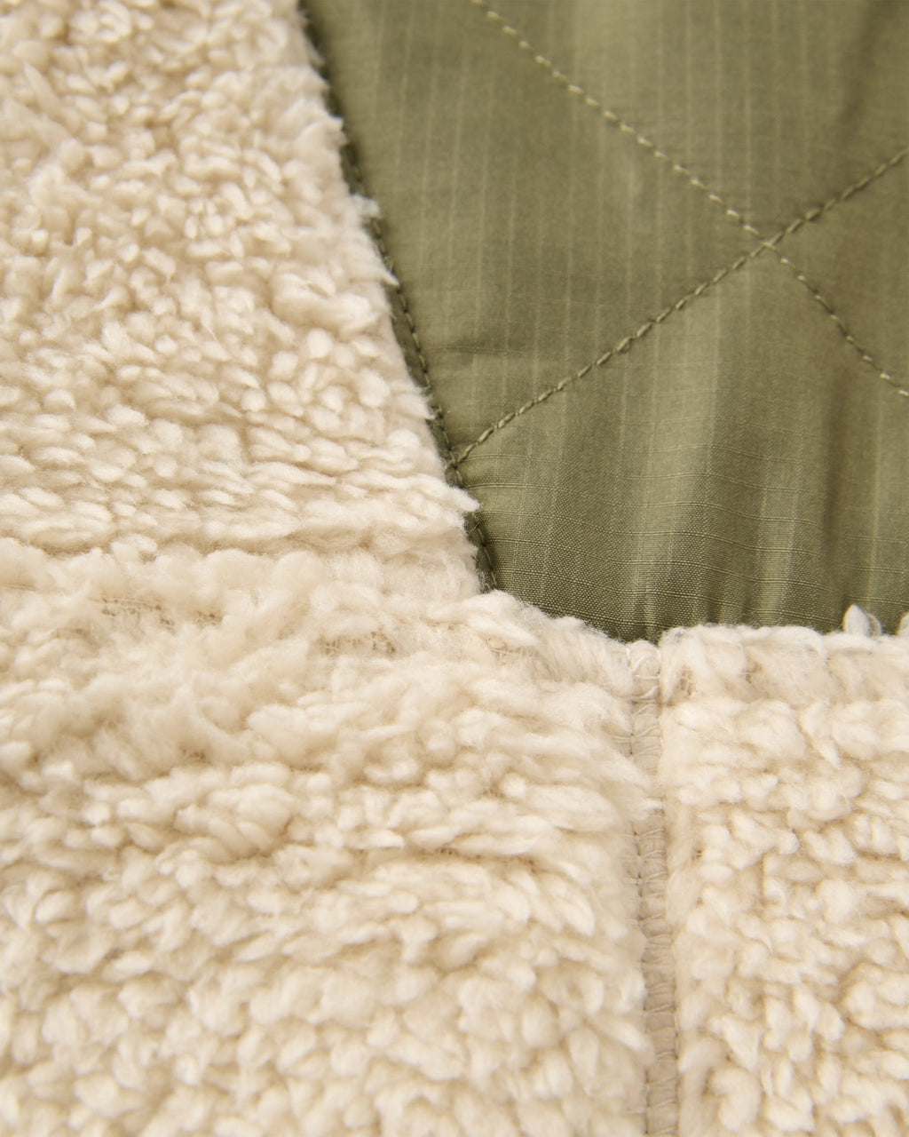 Beaumont Recycled Sherpa Hooded Fleece - Vintage White