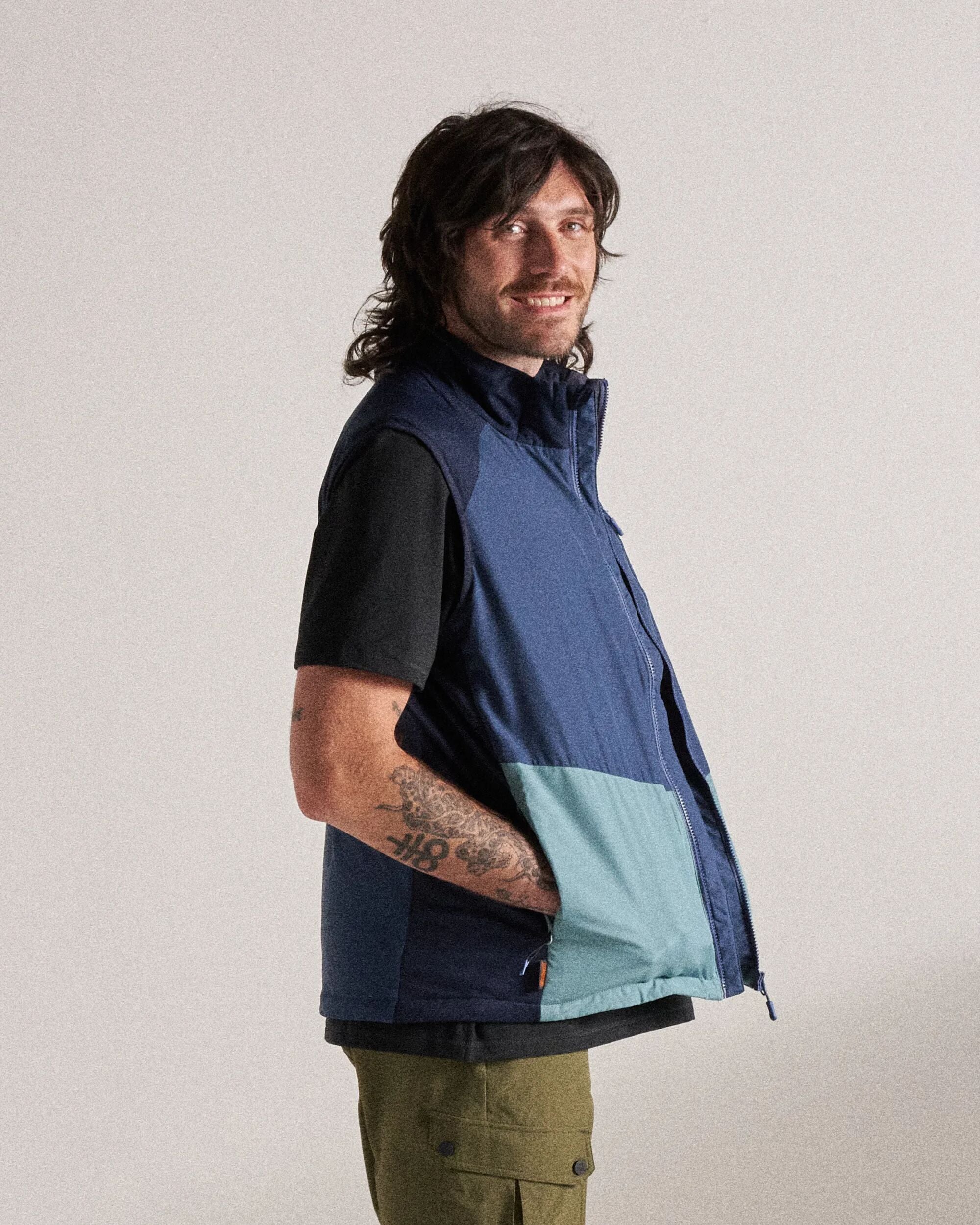 Daybreak Lightweight Recycled Thermore® Insulated Gilet - Rich Navy/Dark Denim/Arctic