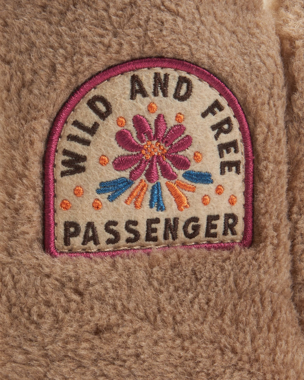 Hideaway Hut Sherpa Fleece Slipper - Biscuit