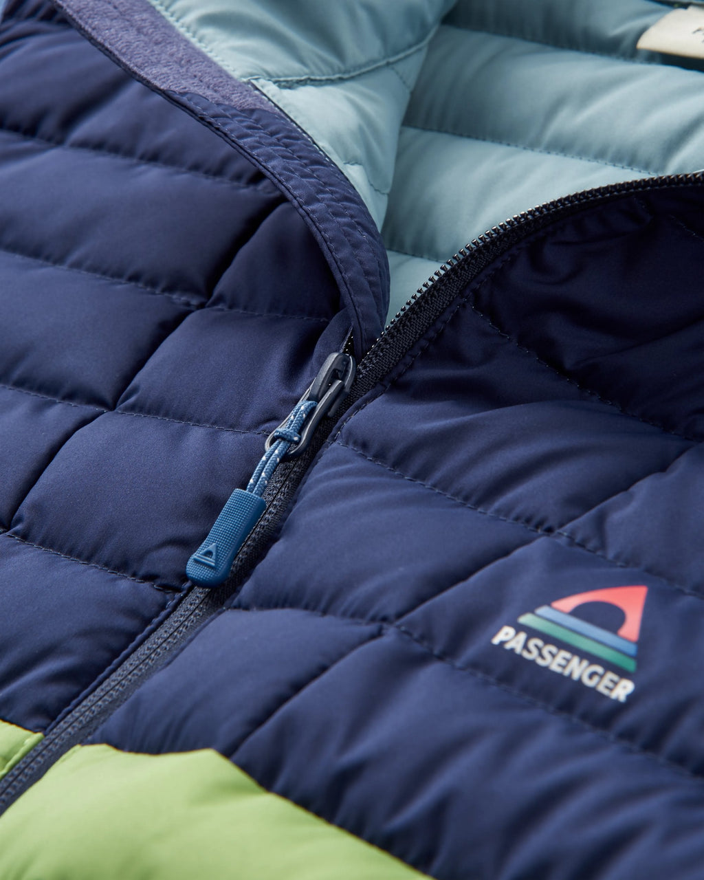 Ashland Down Recycled Gilet - Rich Navy/Pear Green