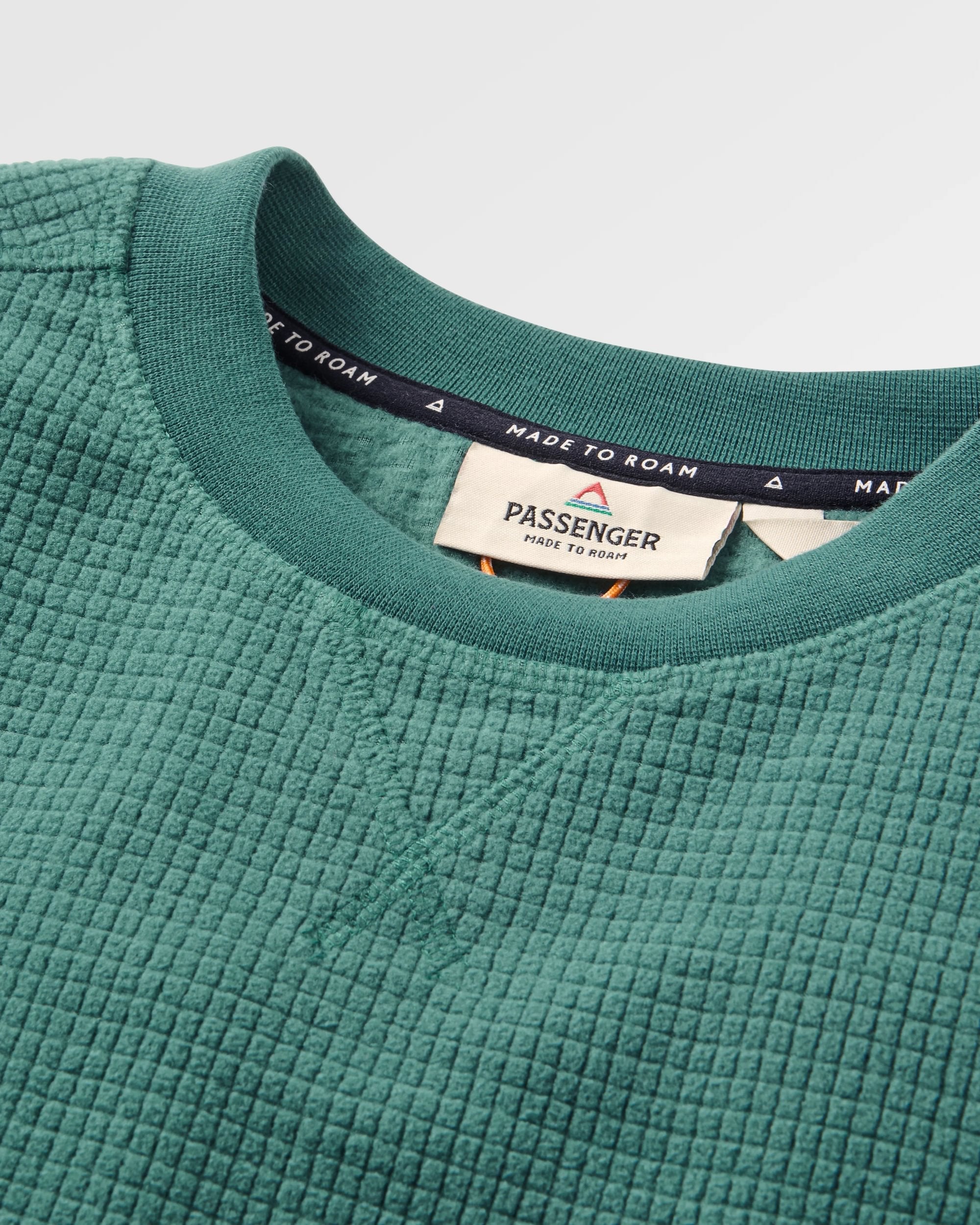 Forestscape Recycled Grid Fleece Crew - Deep Ocean