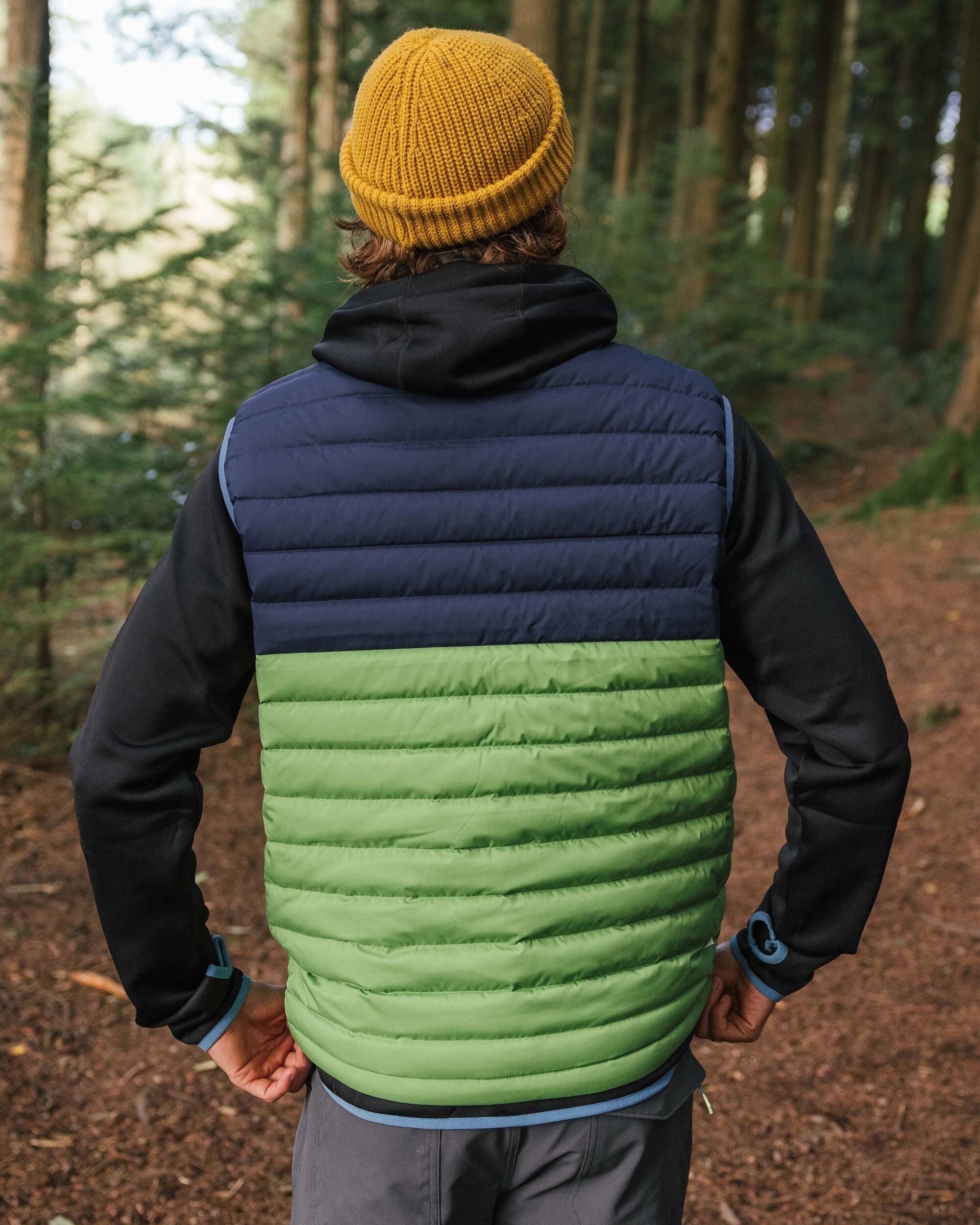 Ashland Down Recycled Gilet - Rich Navy/Pear Green
