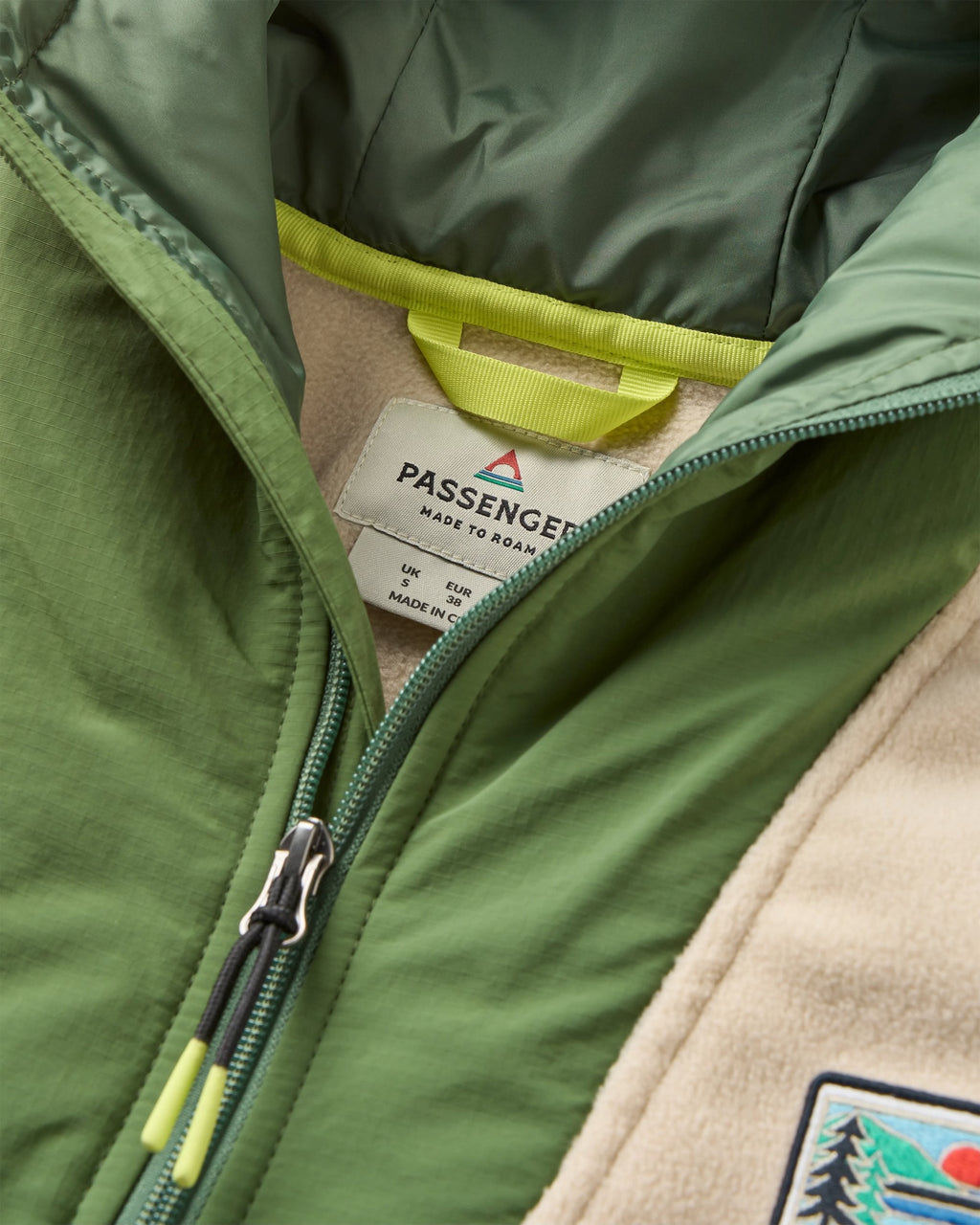 Alexander Recycled Hooded Polar Fleece - Feather/Wild Green