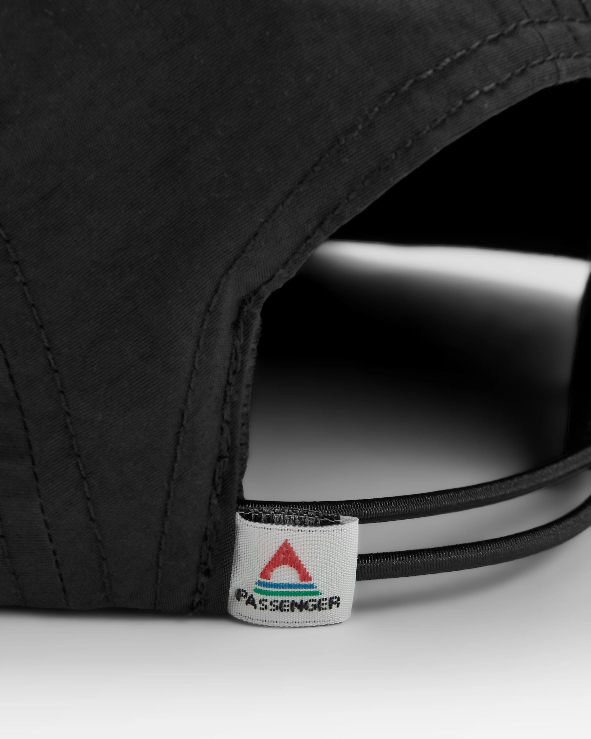 Emerge 5 Panel Trail Cap - Black