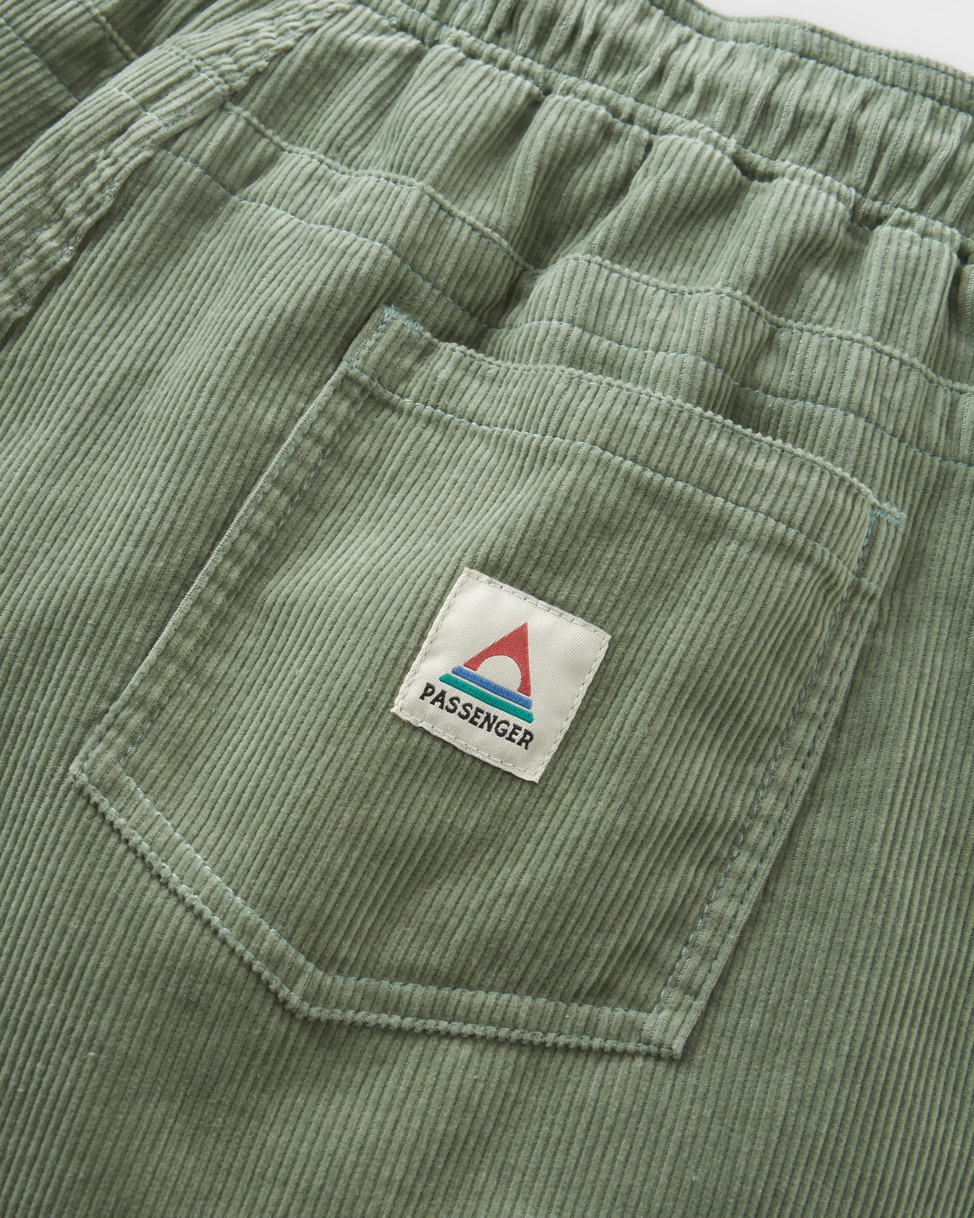 Drifter Cord Short - Pistachio