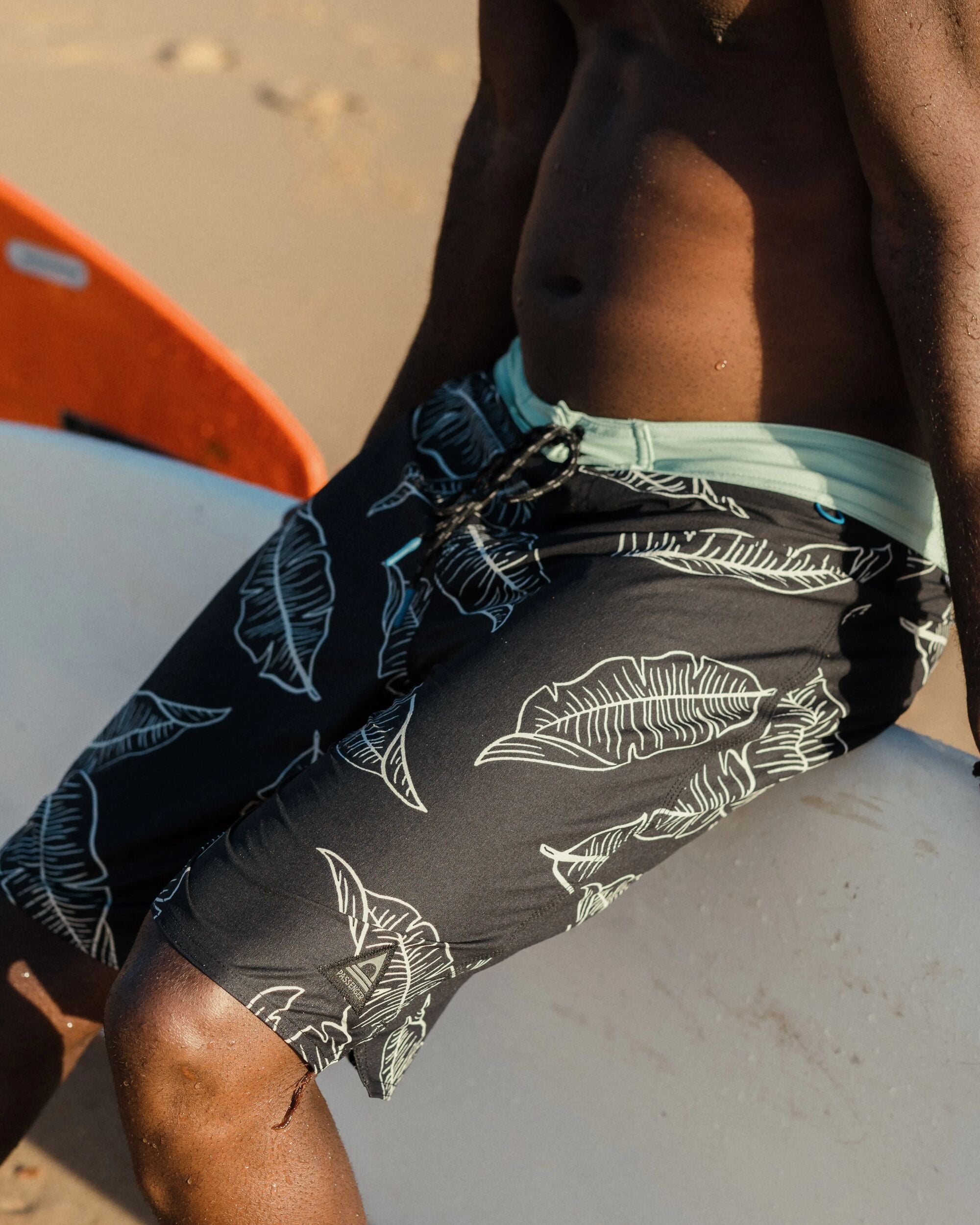 Cruiser Netplus® Recycled 21" Boardshort - Palm Faded Black