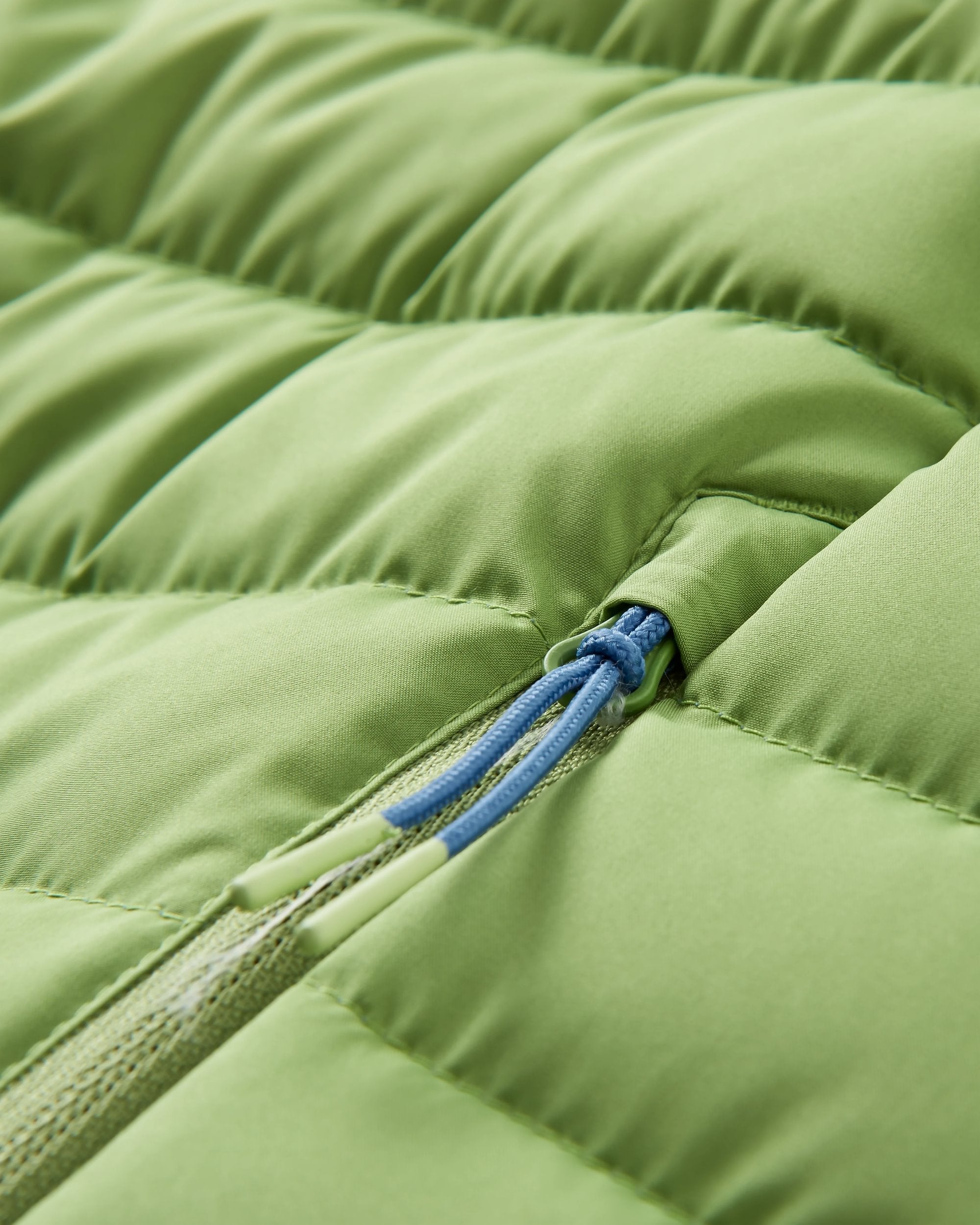 Ashland Down Recycled Gilet - Rich Navy/Pear Green