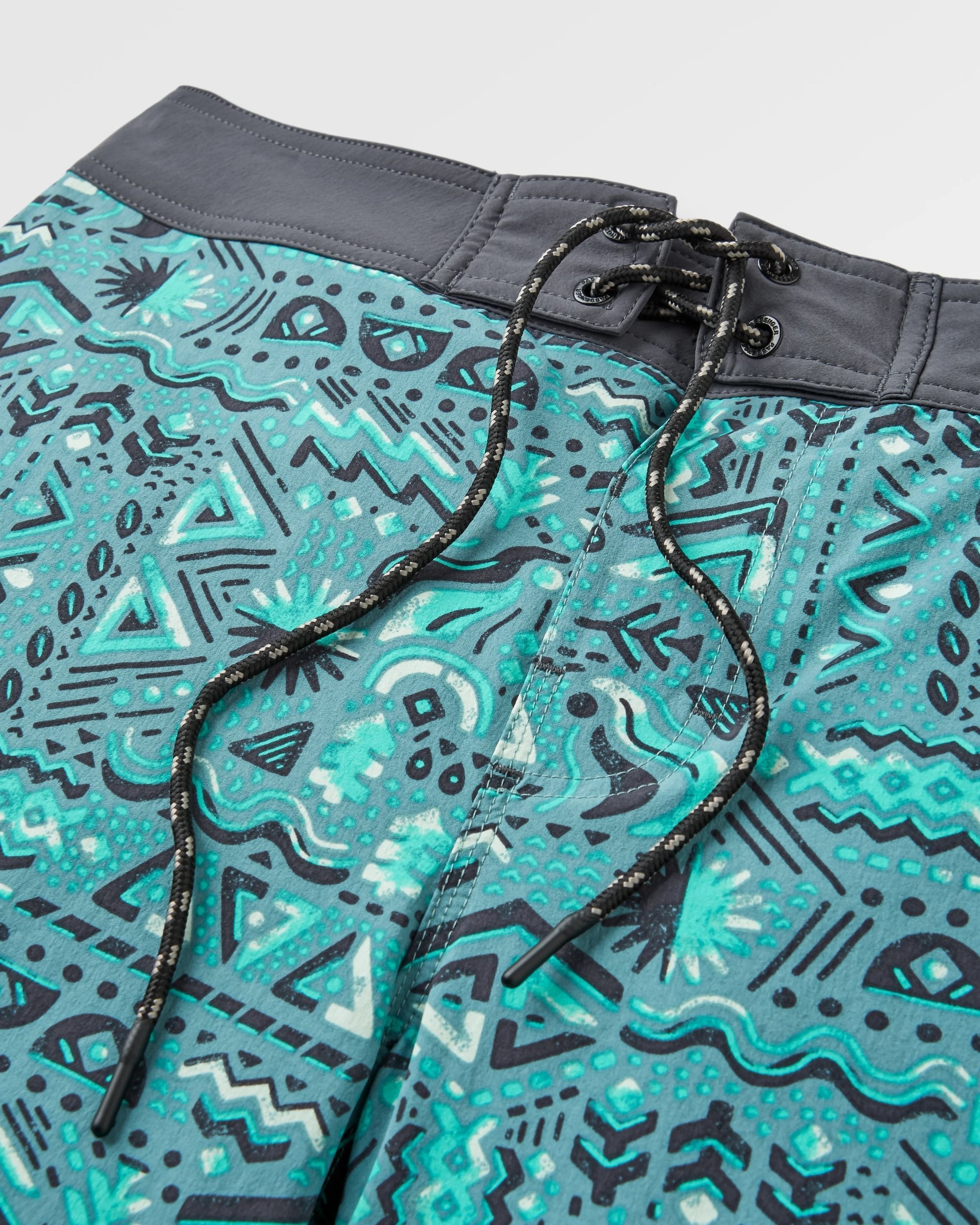 Cruiser Netplus® Recycled 19" Boardshort - Elemental Geo Arctic