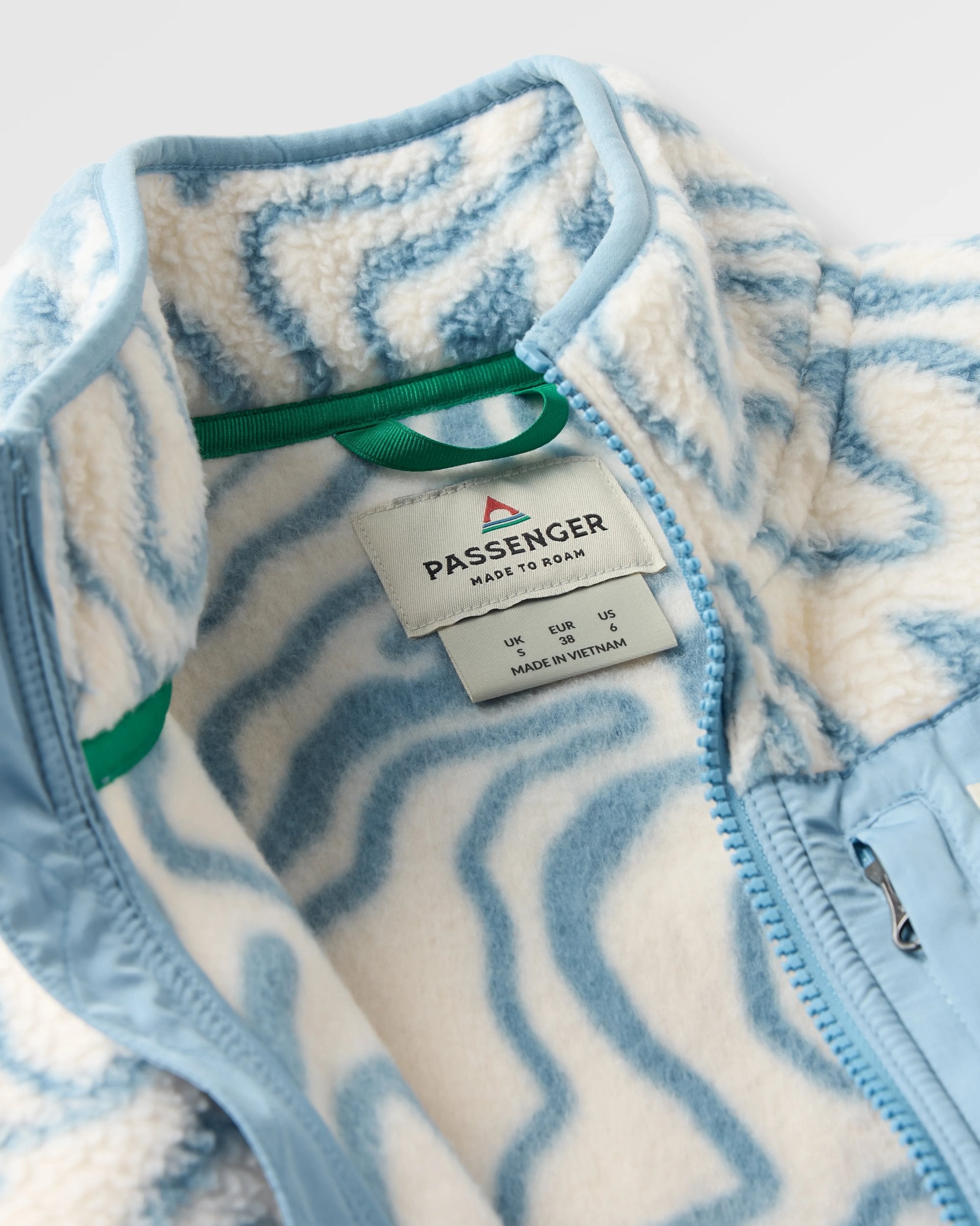 Fairbanks Recycled Sherpa Gilet - Strata Swirl Birch