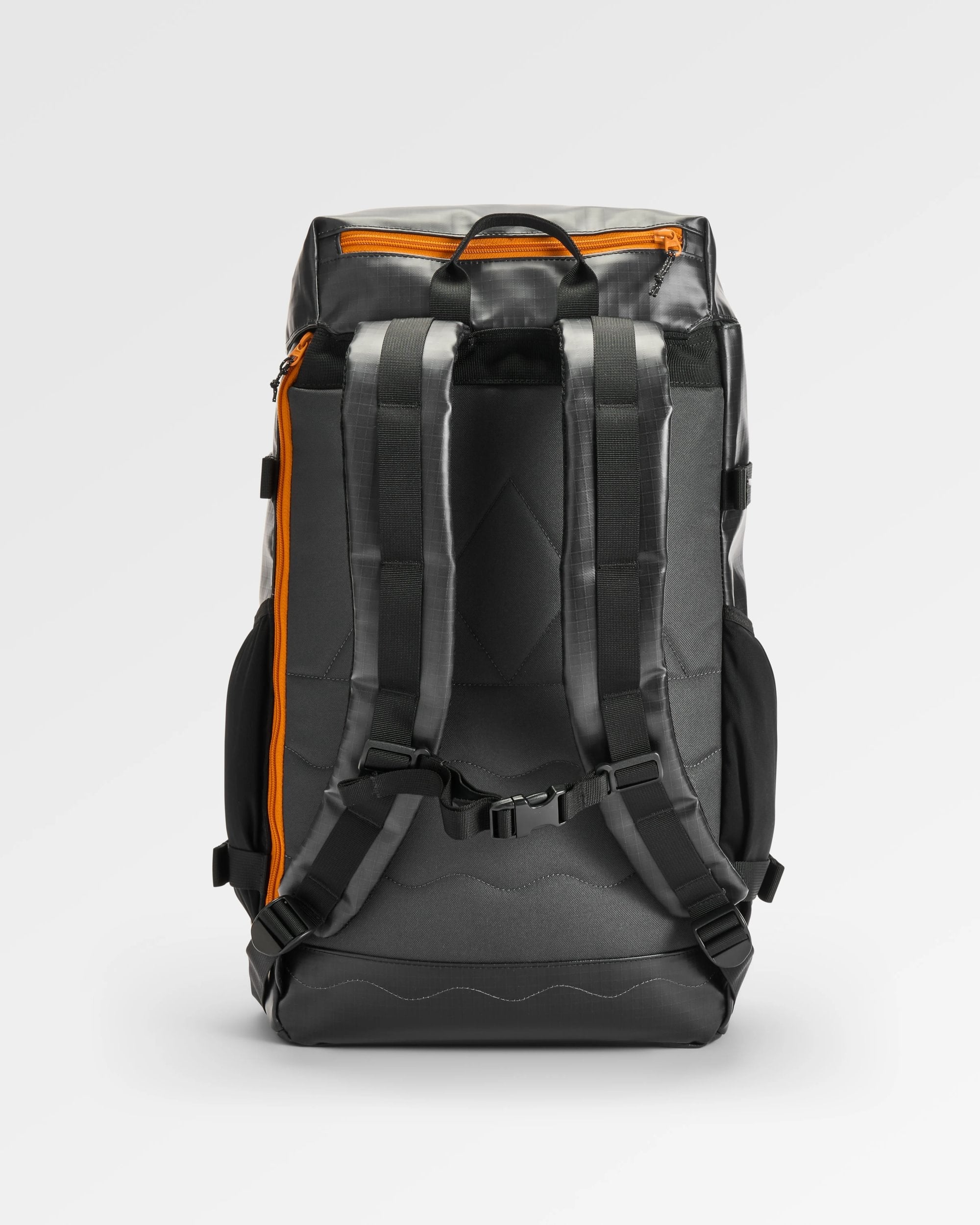 Boondocker Tide Recycled 26L Backpack - Black