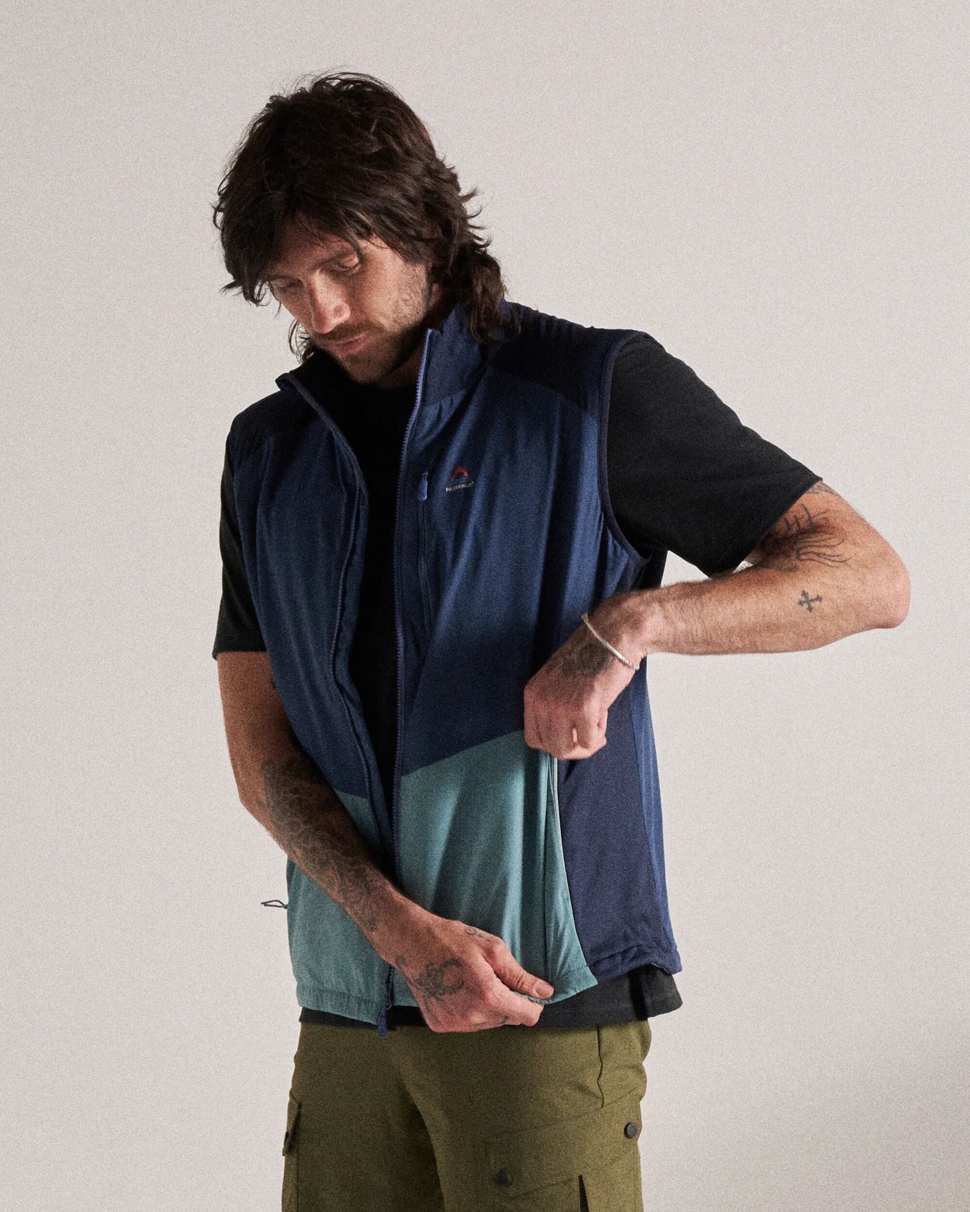 Daybreak Lightweight Recycled Thermore® Insulated Gilet - Rich Navy/Dark Denim/Arctic