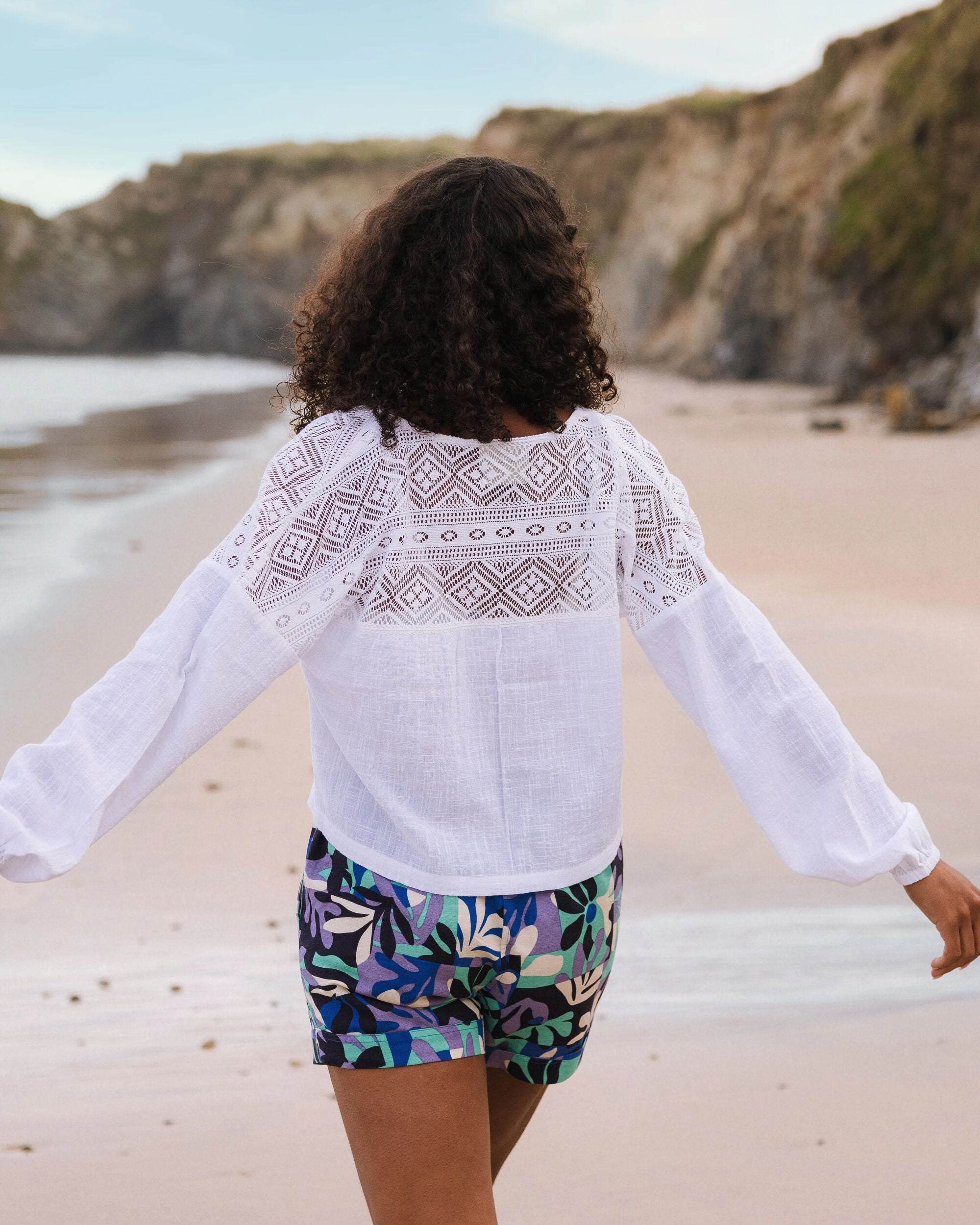 Flurry LS Woven Top - White