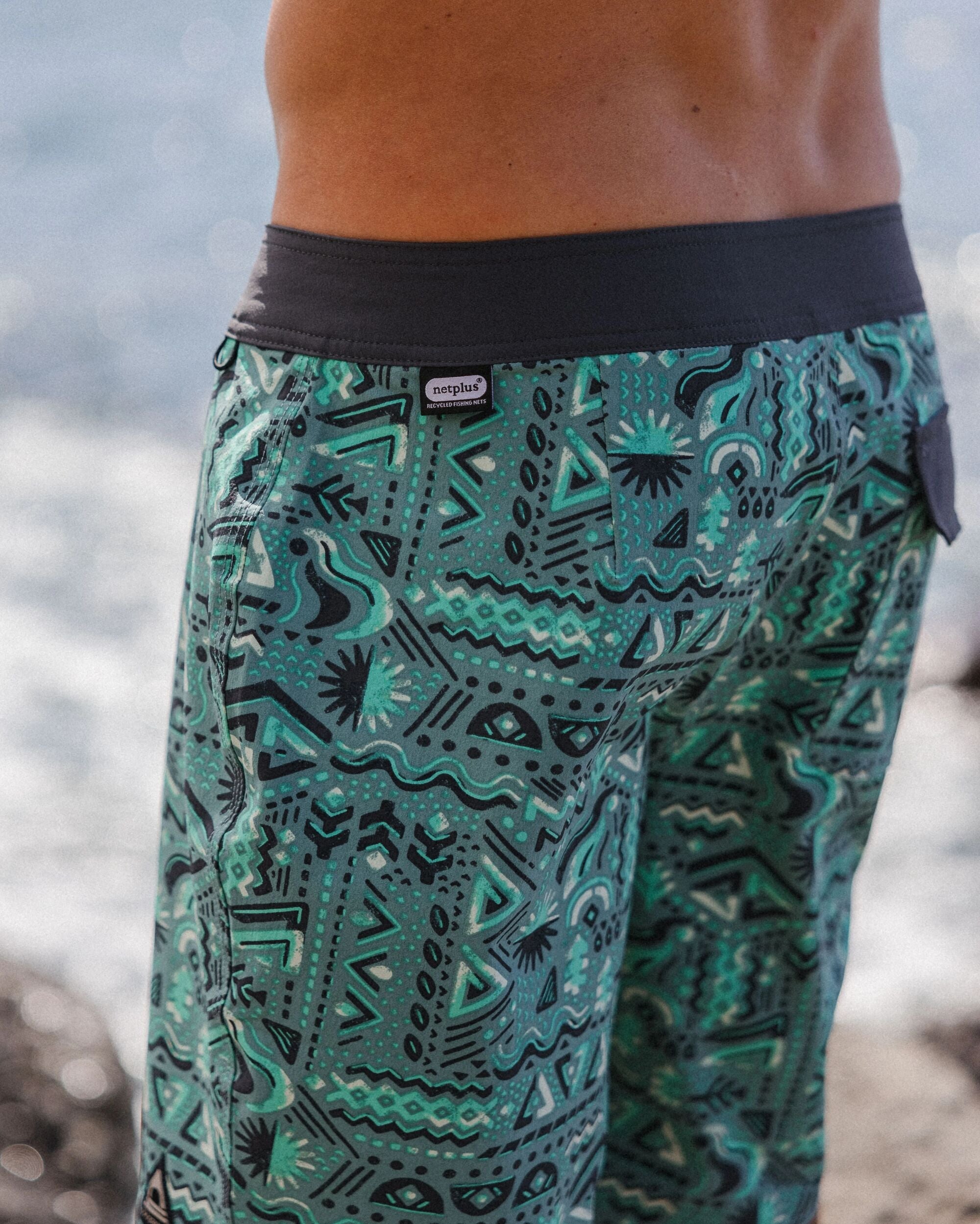 Cruiser Netplus® Recycled 19" Boardshort - Elemental Geo Arctic