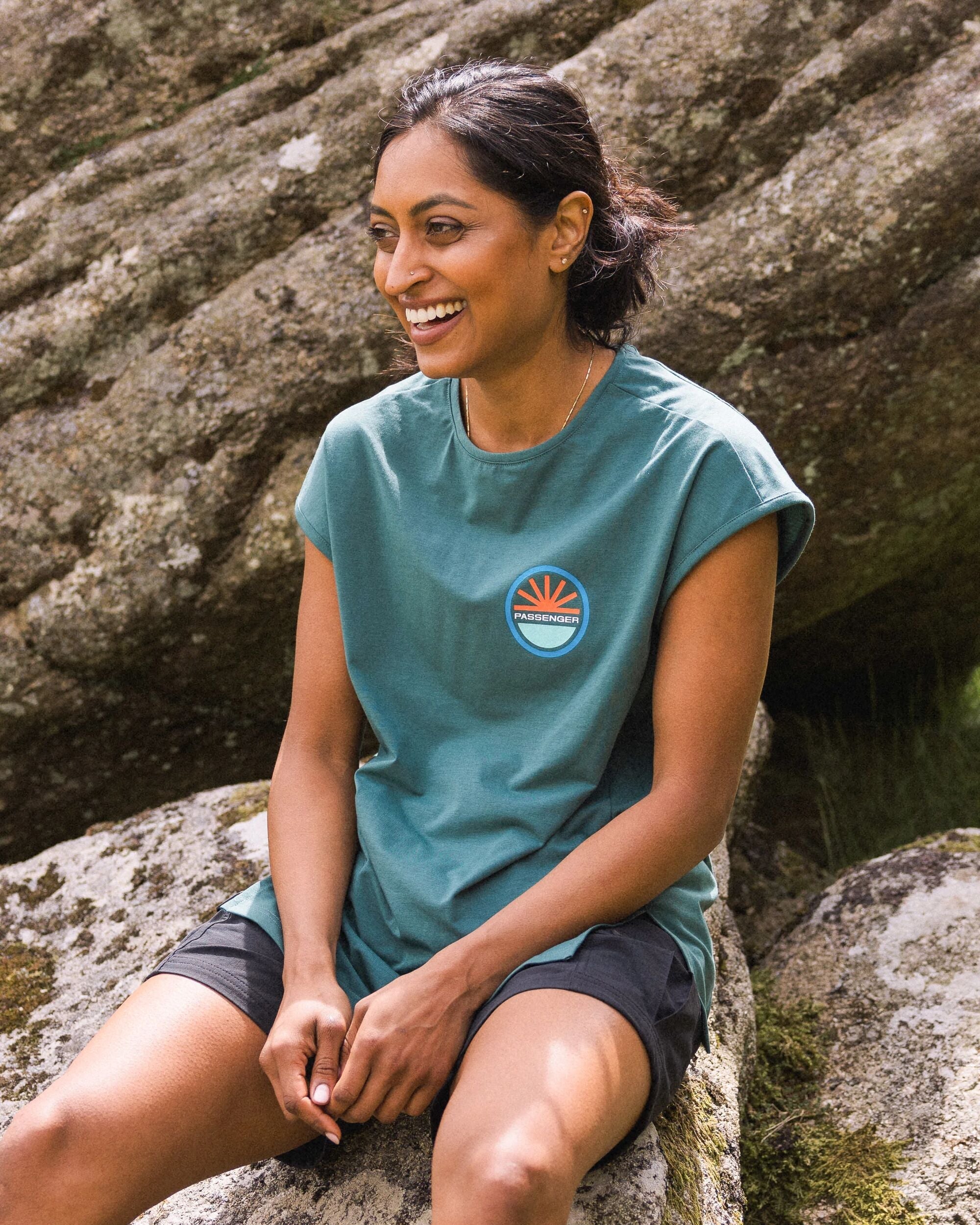 Chase The Light Drirelease® Active T-Shirt - Deep Ocean