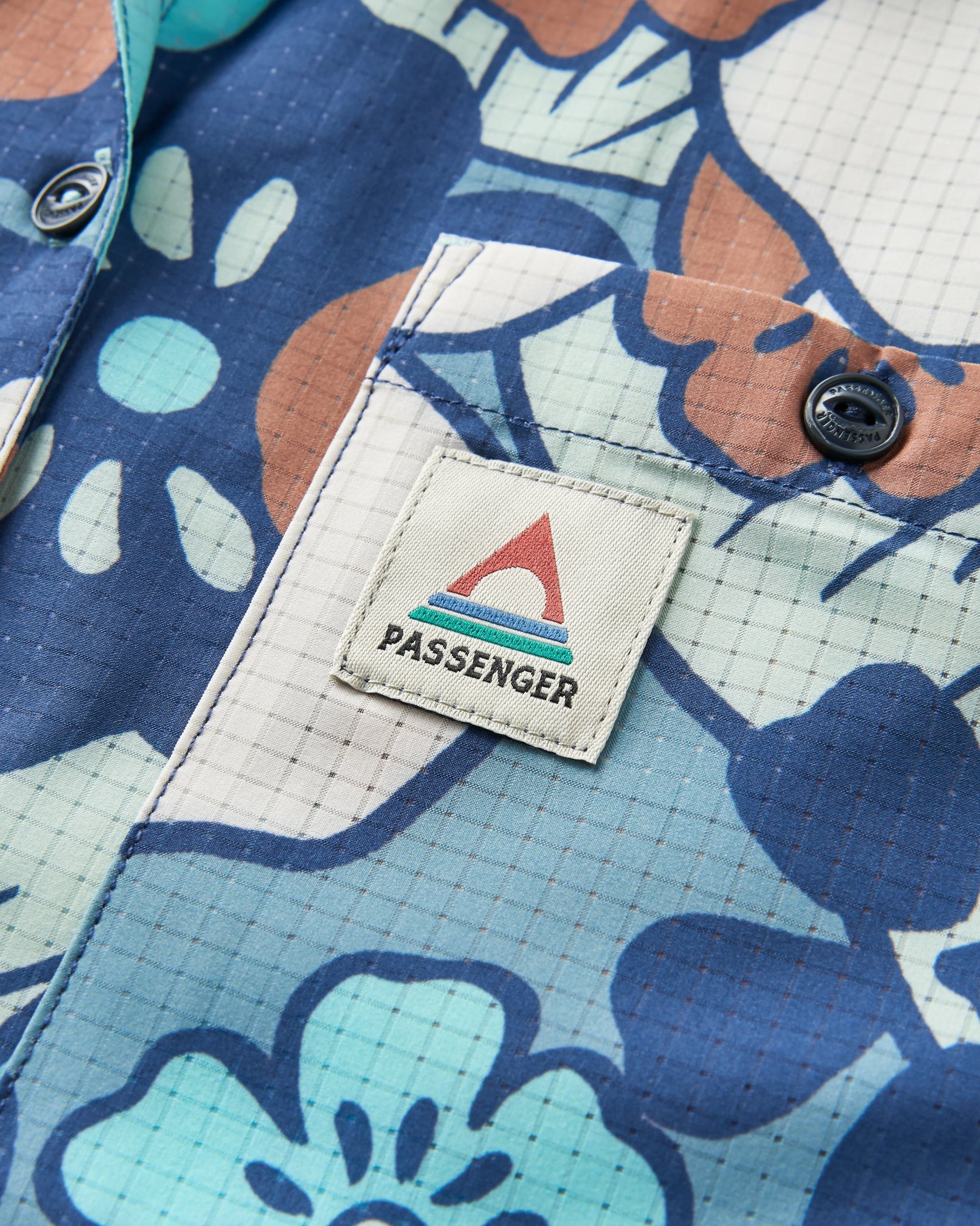 365 Recycled Active Boxy Shirt - Vintage Floral Aqua