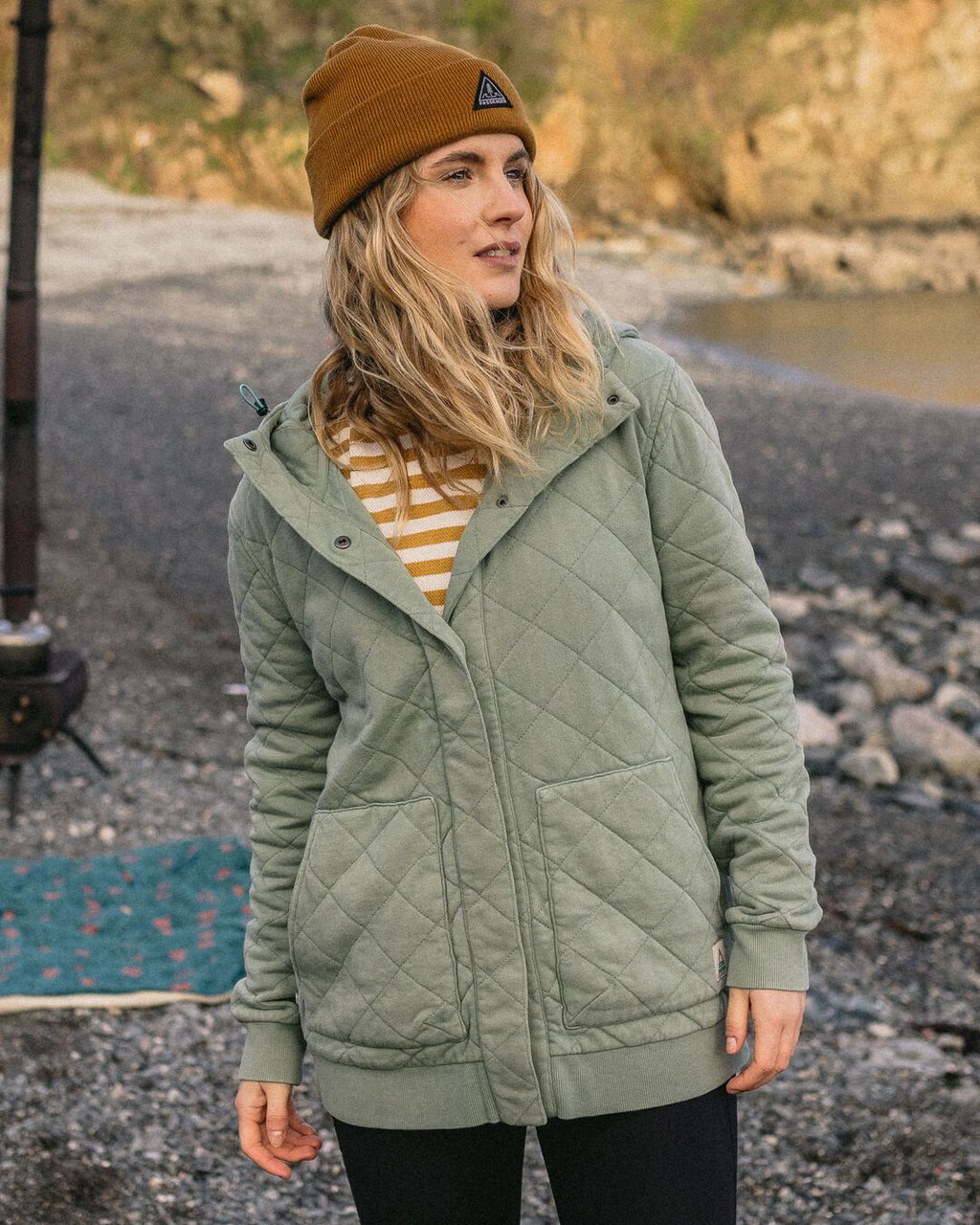 Clementine Recycled Quilted Popper Up Hoodie - Pistachio