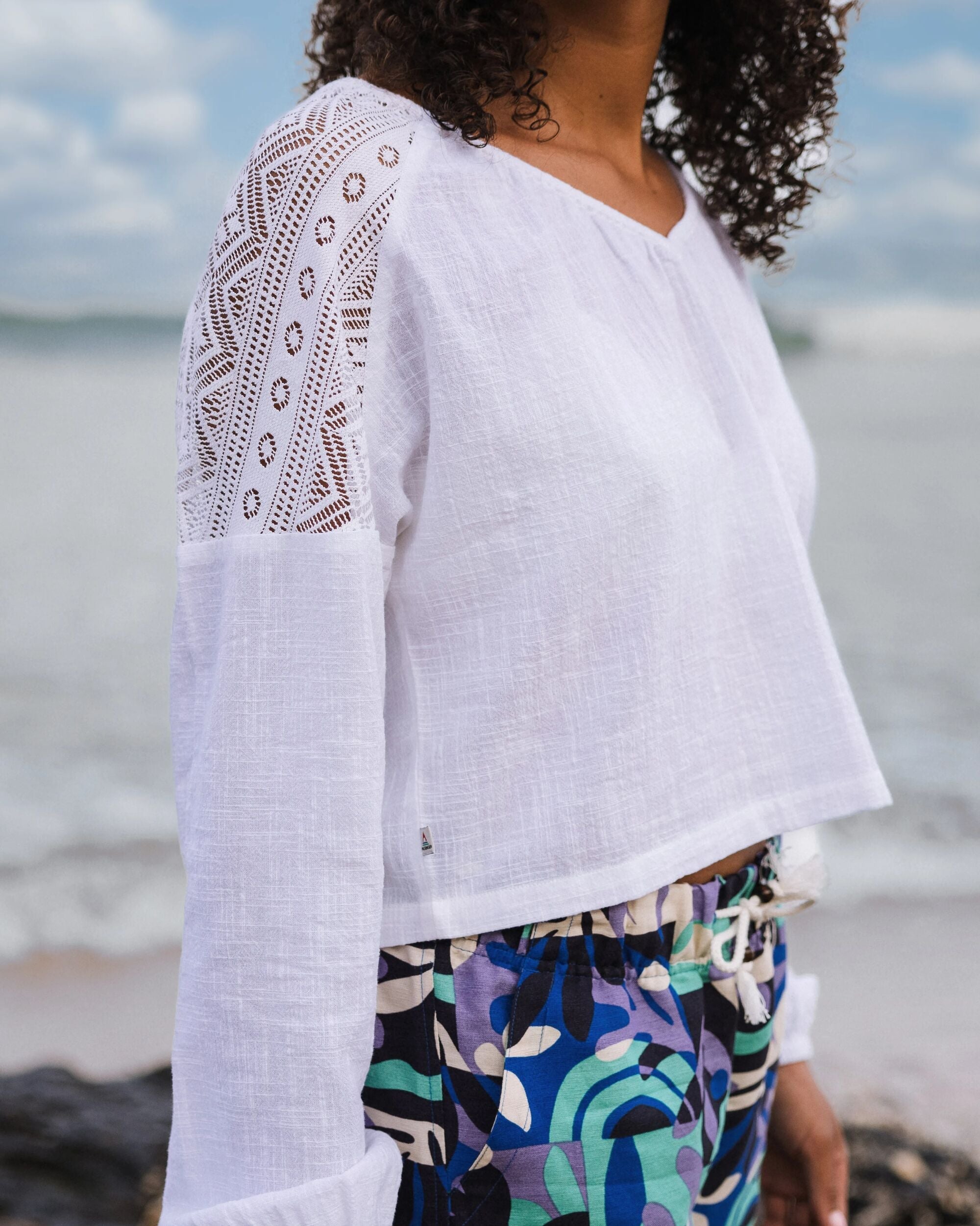 Flurry LS Woven Top - White