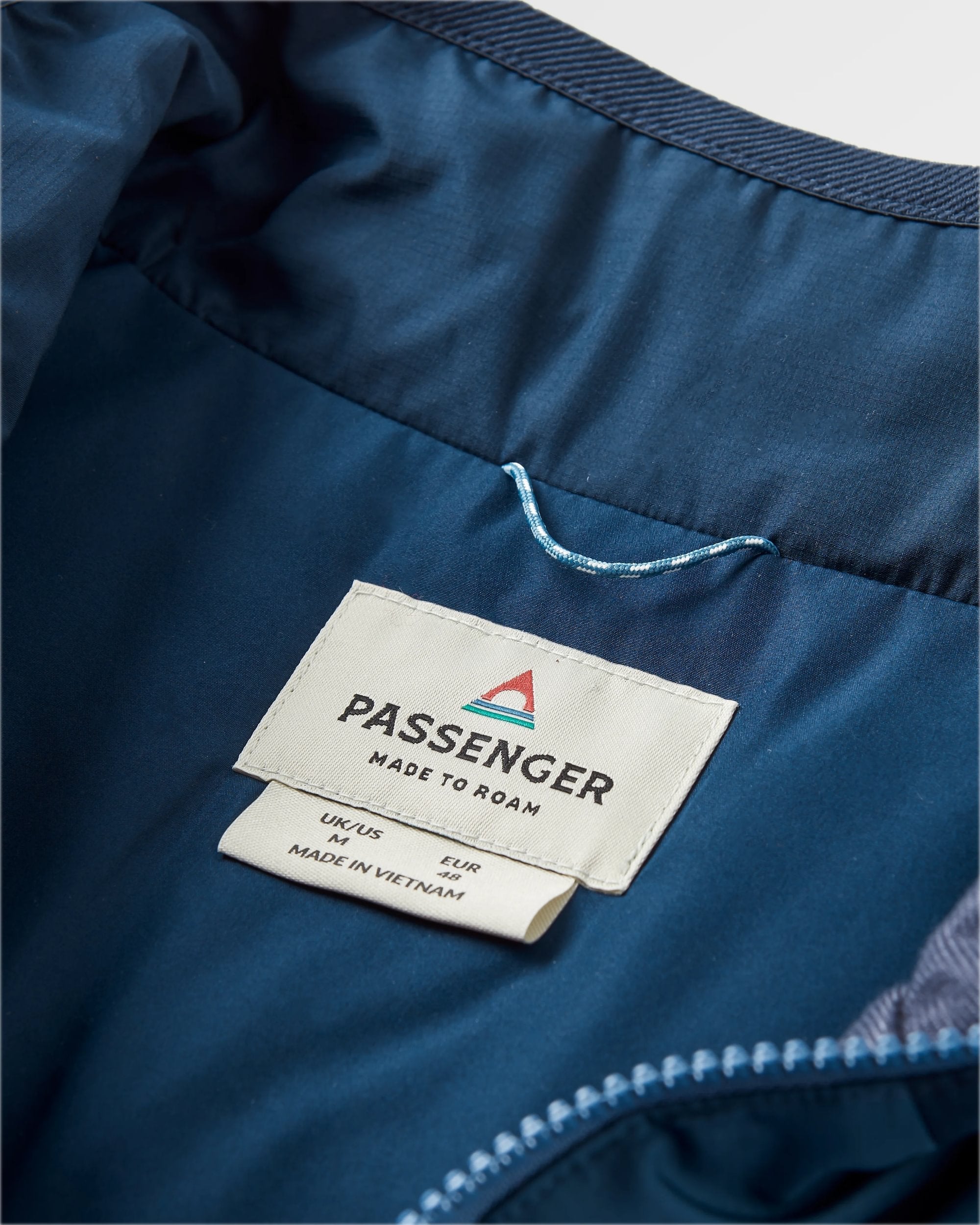 Daybreak Lightweight Recycled Thermore® Insulated Gilet - Rich Navy/Dark Denim/Arctic