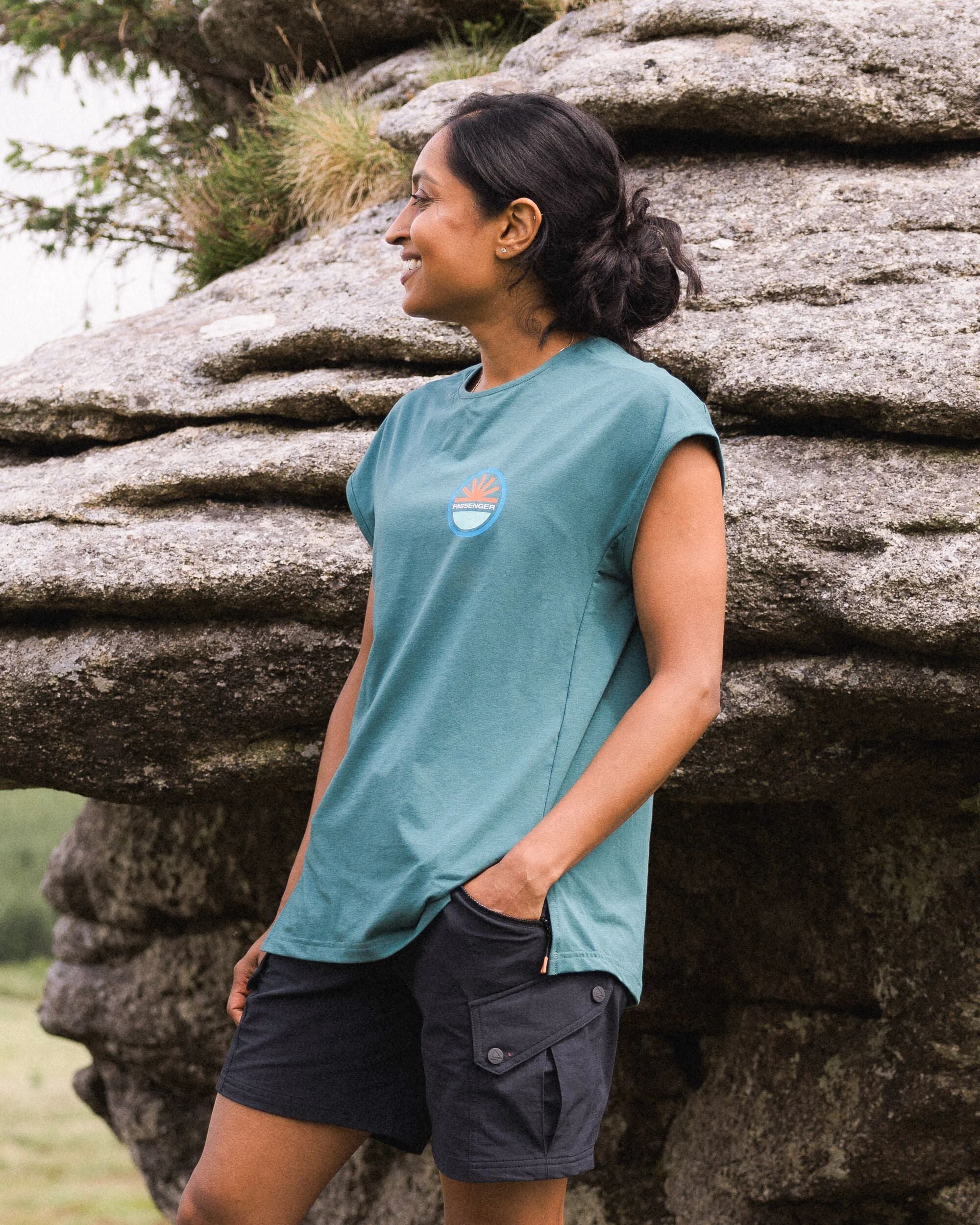 Chase The Light Drirelease® Active T-Shirt - Deep Ocean