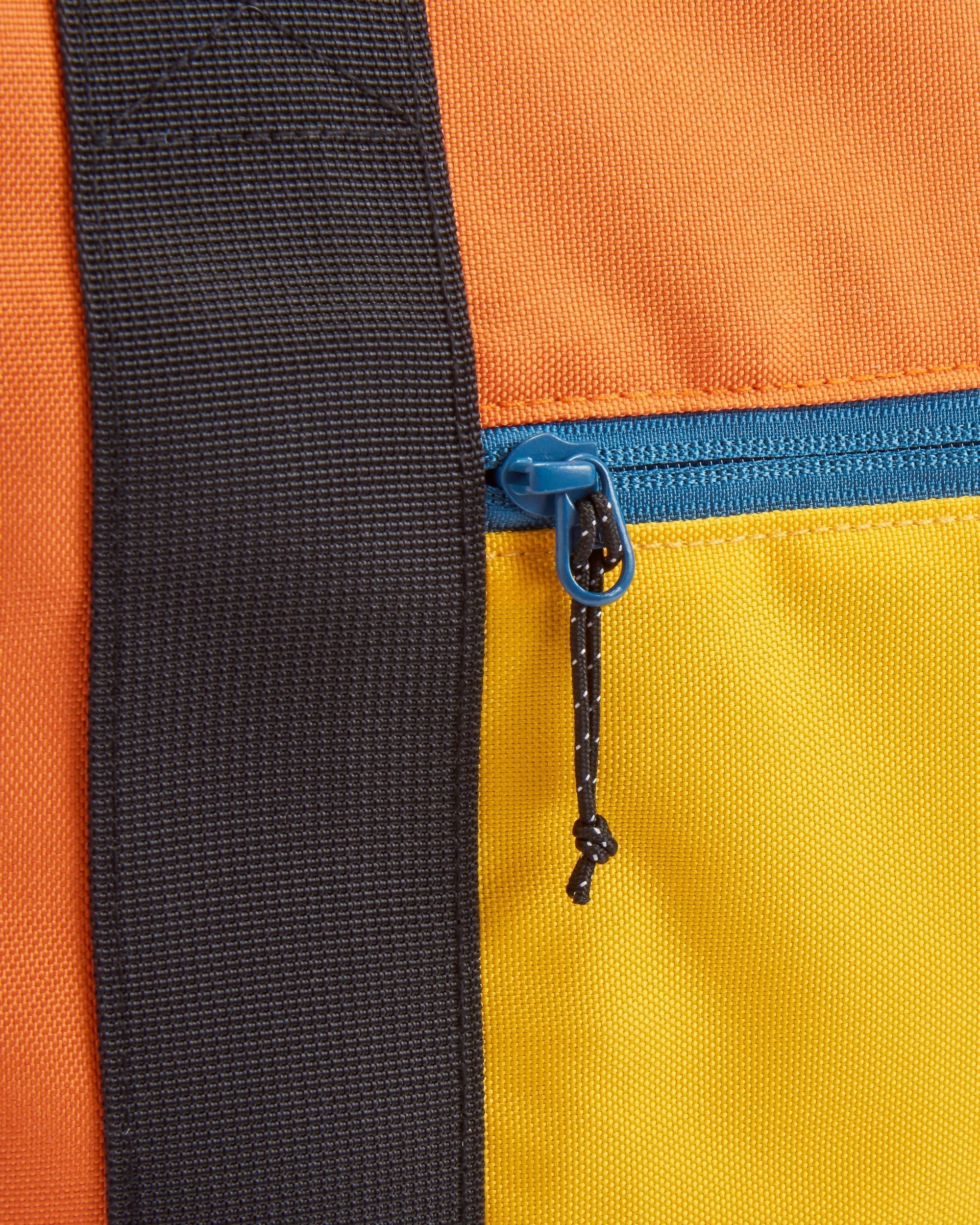 Boondocker Gear Tote 48L - Multi Colour