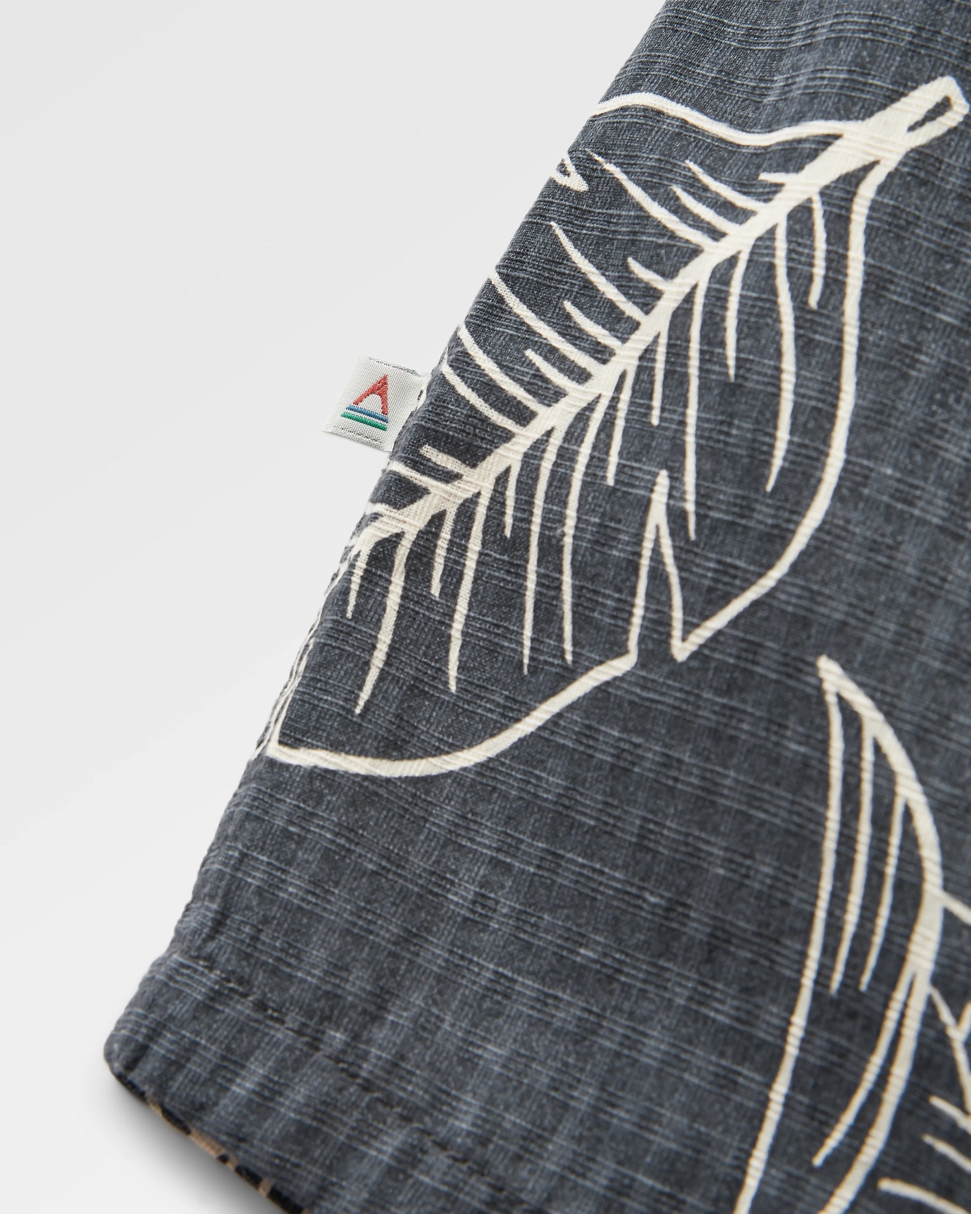Chill Textured Short Sleeve Shirt - Palm Faded Black