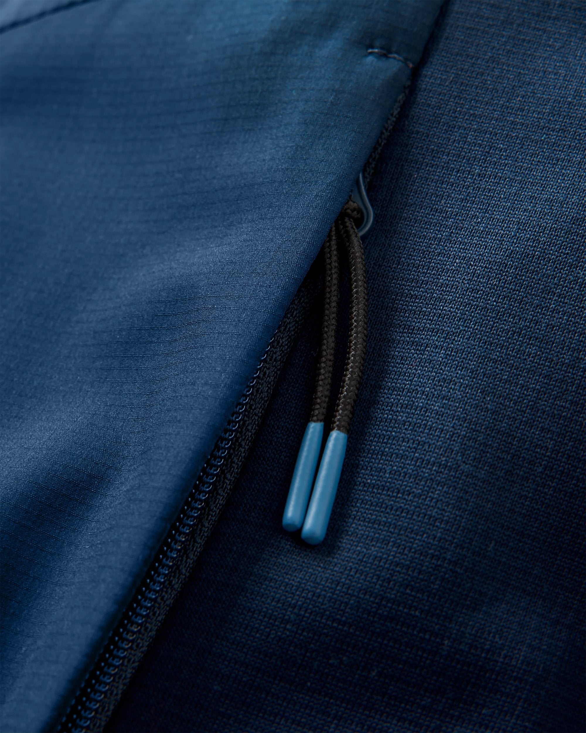 Daybreak Lightweight Recycled Thermore® Insulated Jacket - Rich Navy/Dark Denim/Arctic