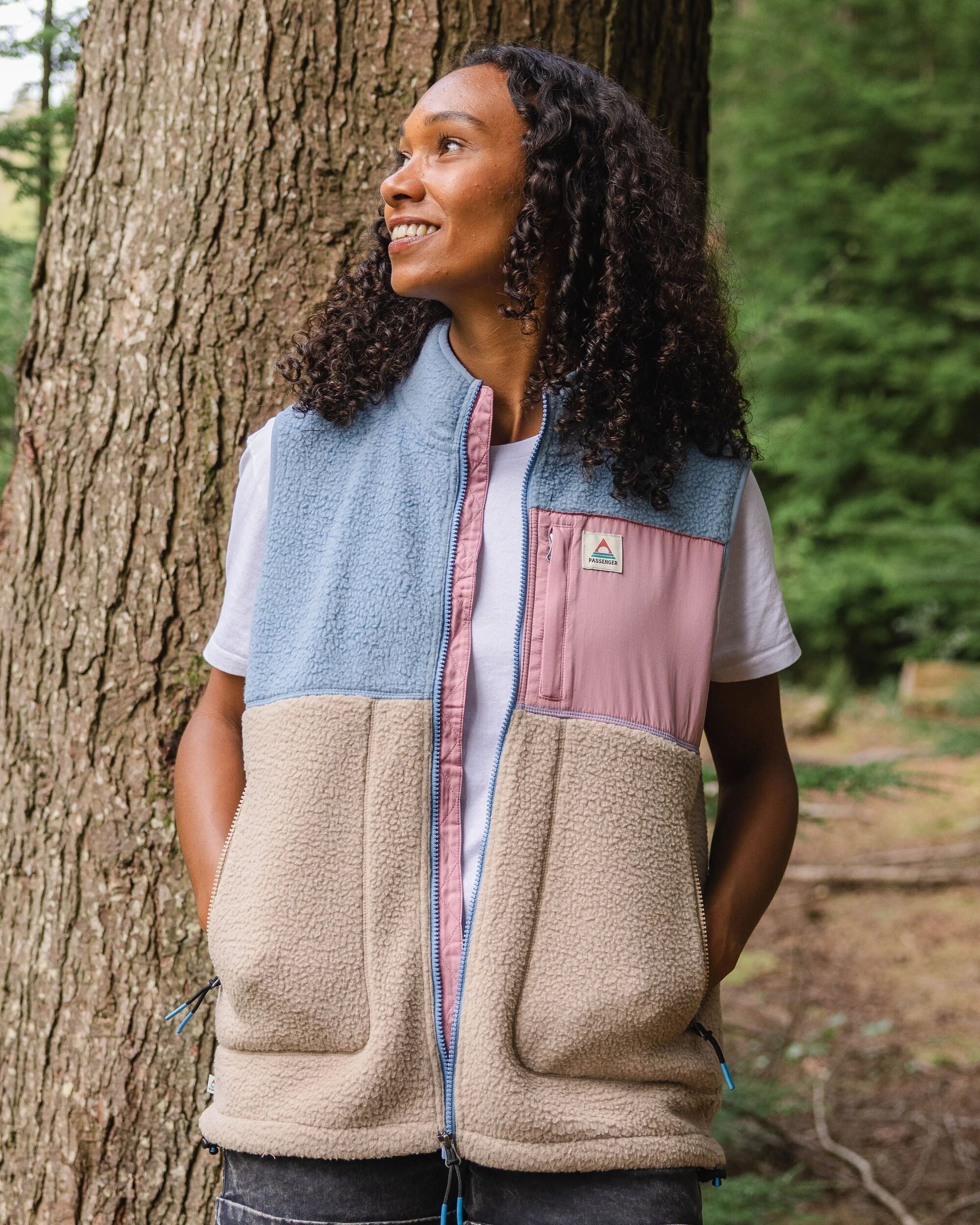 Fairbanks Recycled Sherpa Gilet - Faded Denim/Simply Taupe