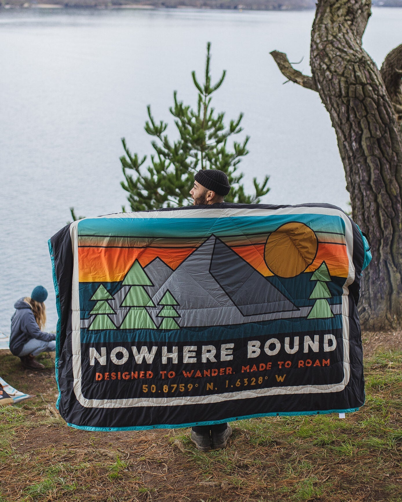 Cabin Recycled Sherpa Blanket - Black 'Nowhere Bound' Print