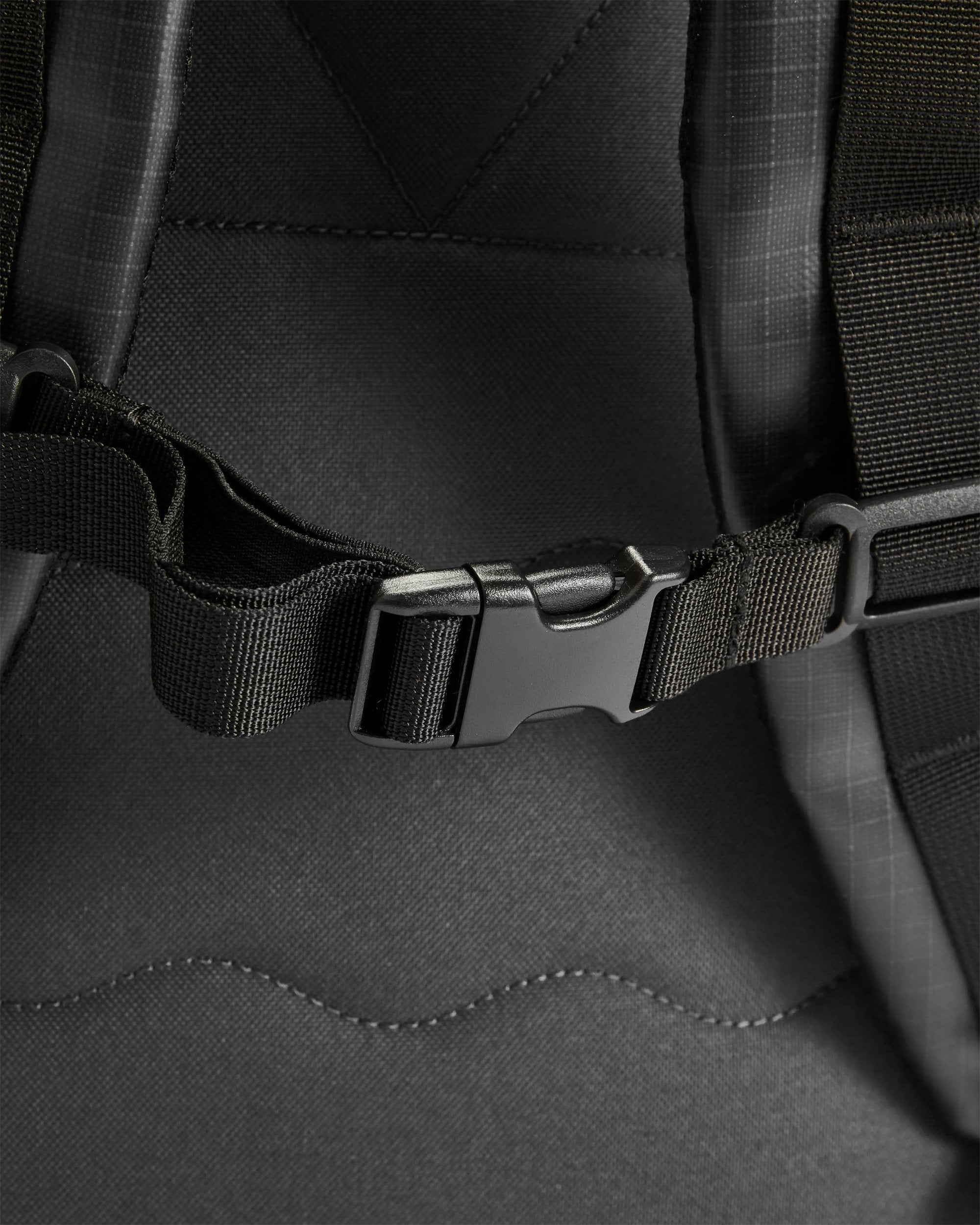 Boondocker Tide Recycled 26L Backpack - Black