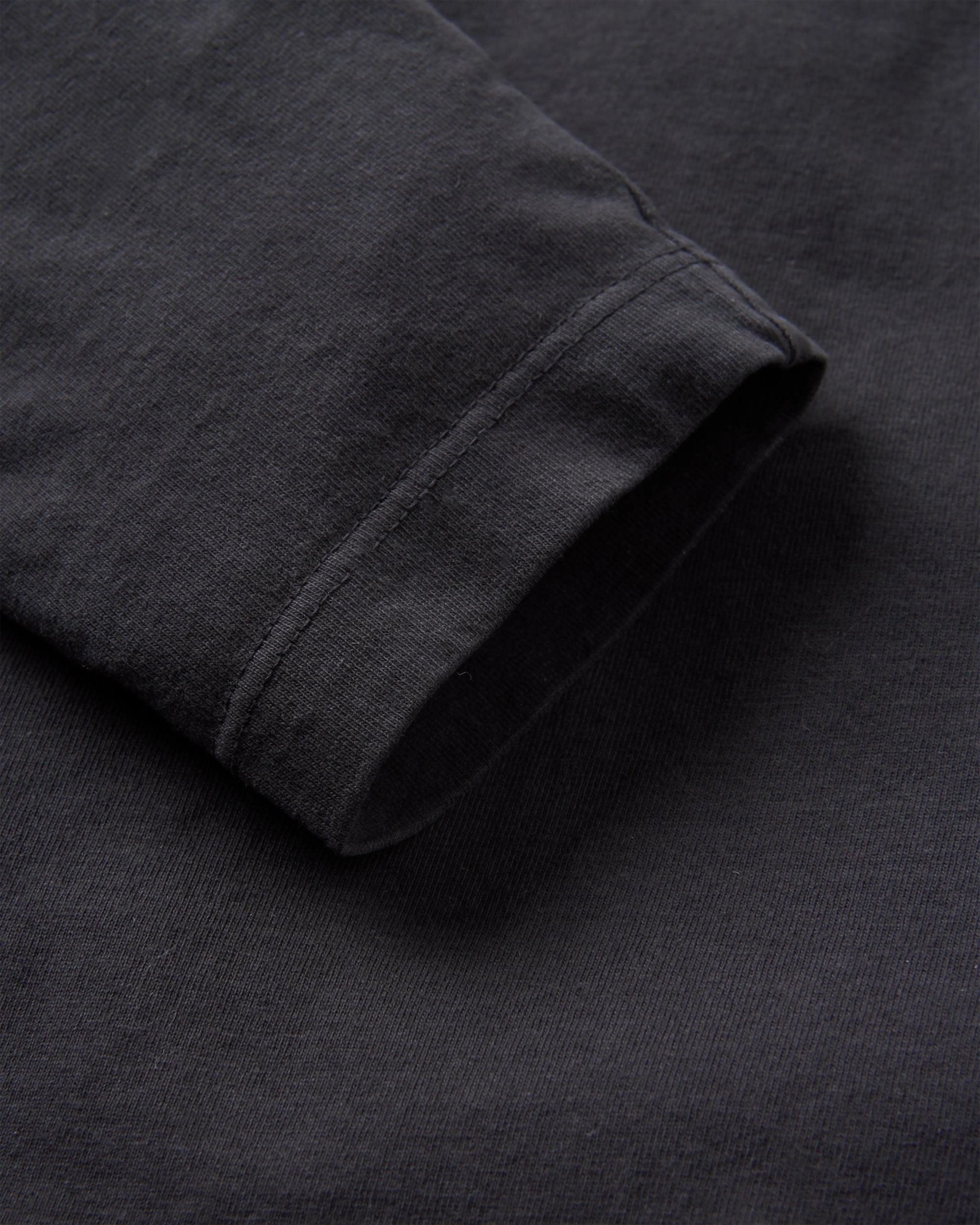 Elbio Relaxed Fit LS T-Shirt - Black