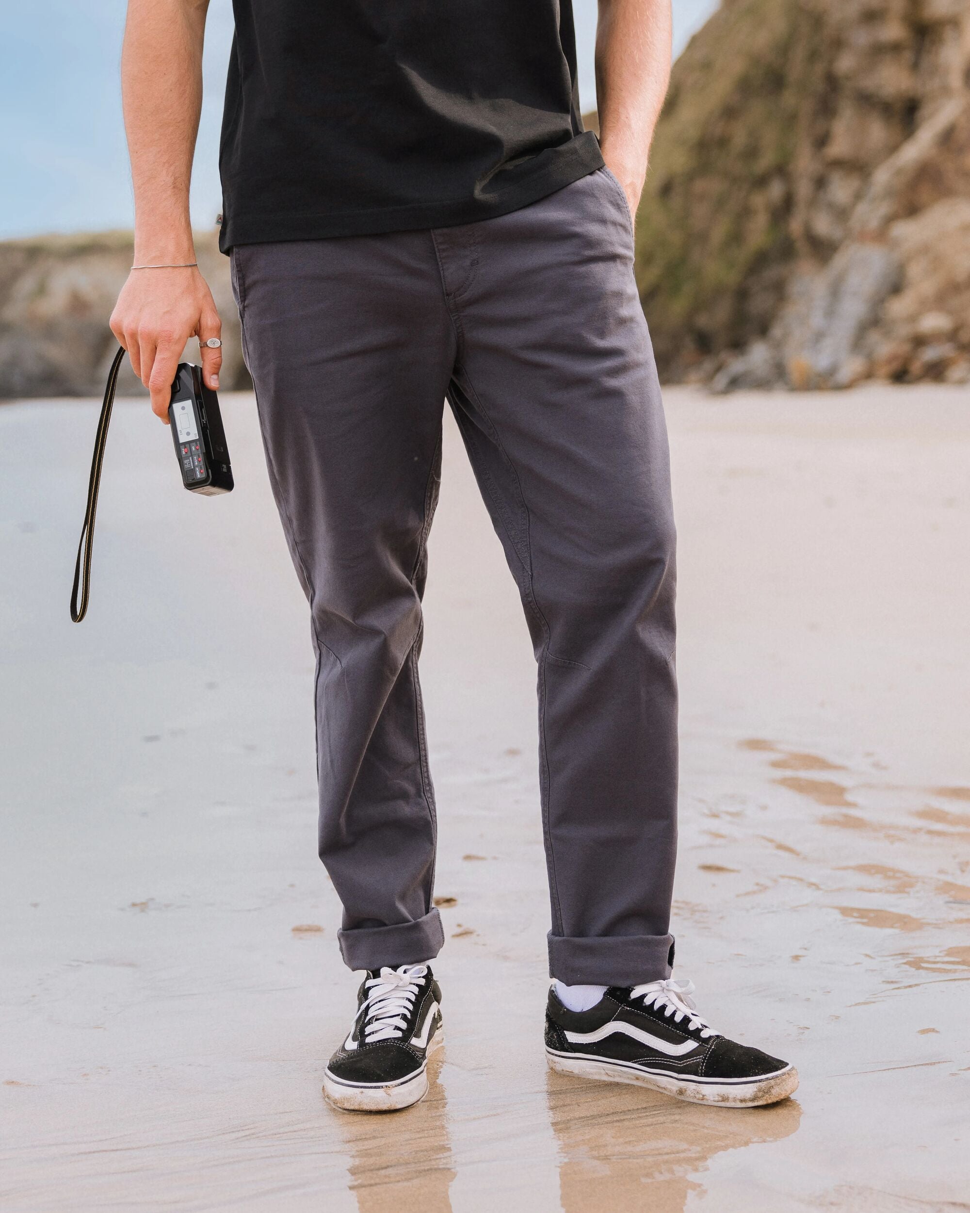 Horizon Comfort Chino - Charcoal