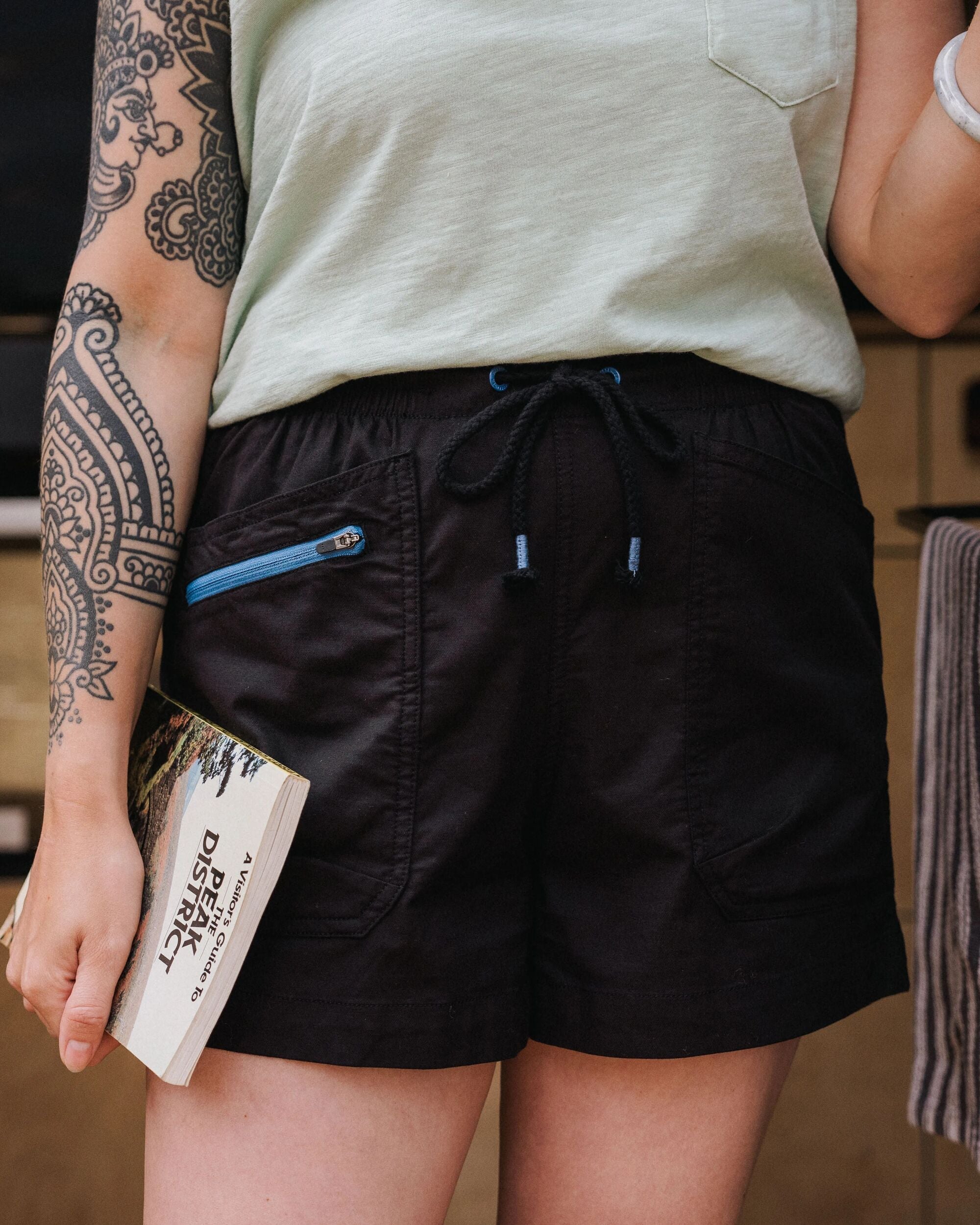Basswood Organic Cotton Short - Black