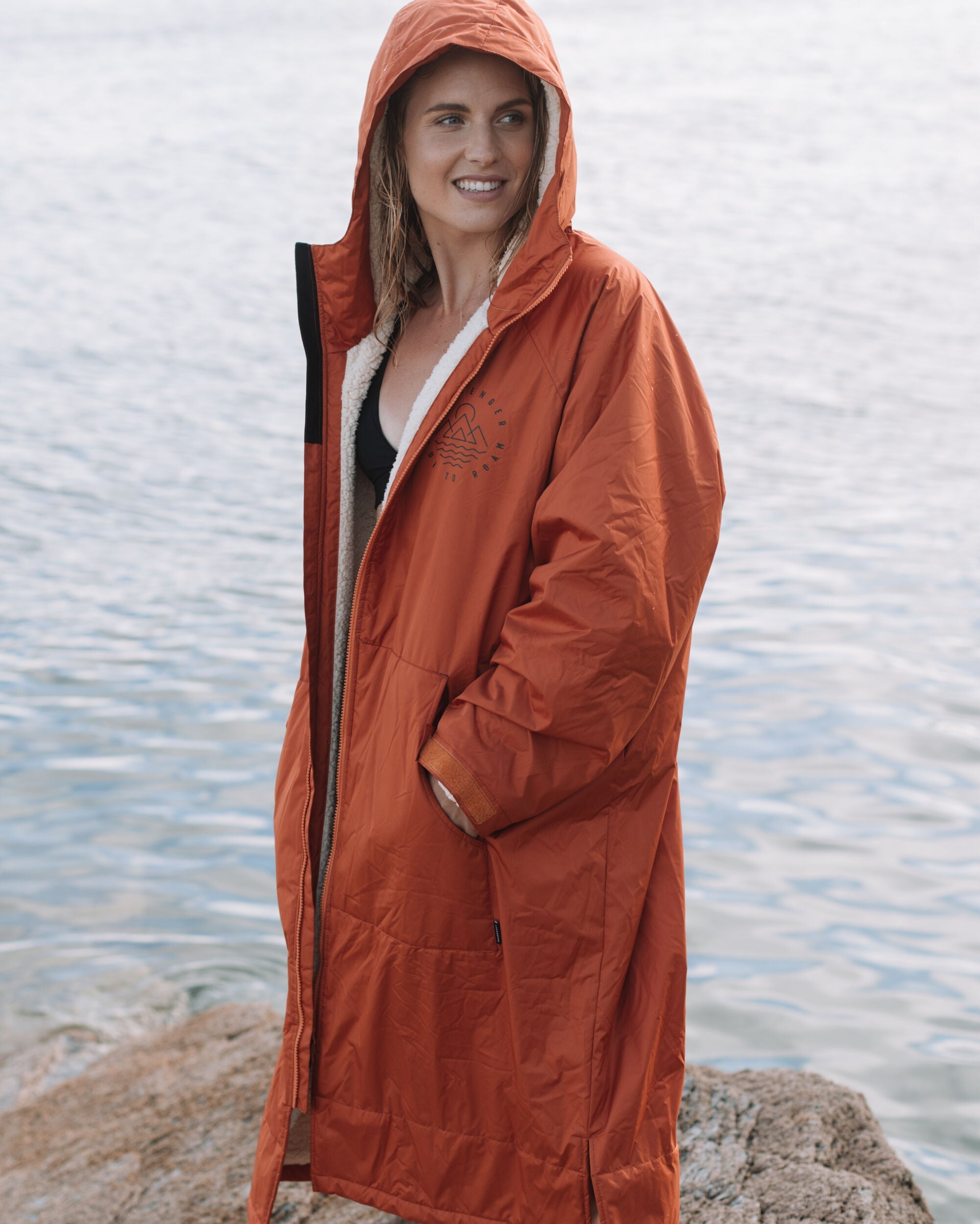Escapism Recycled Sherpa Lined Changing Robe - Rust
