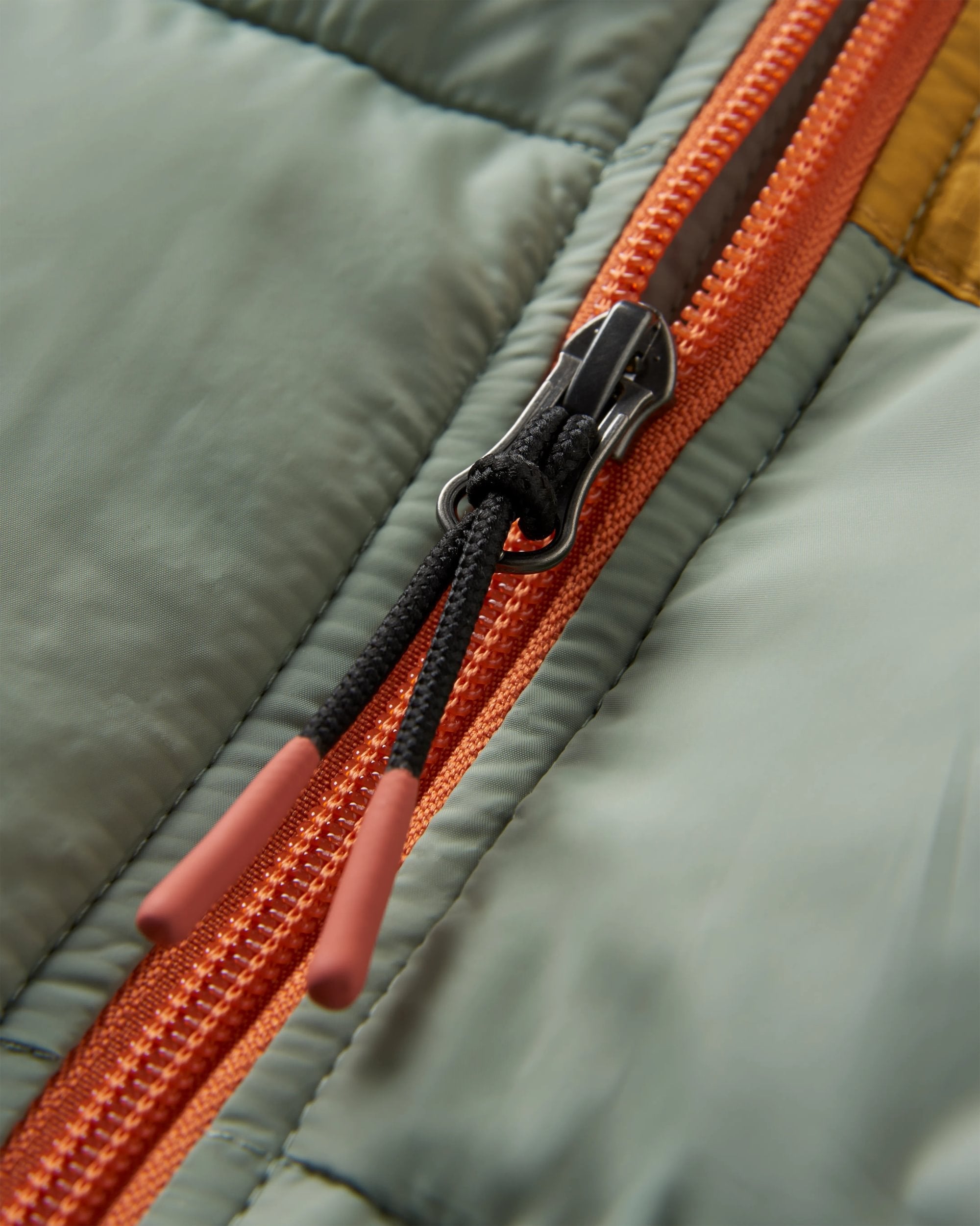 Inspire Recycled Insulated Gilet - Pistachio