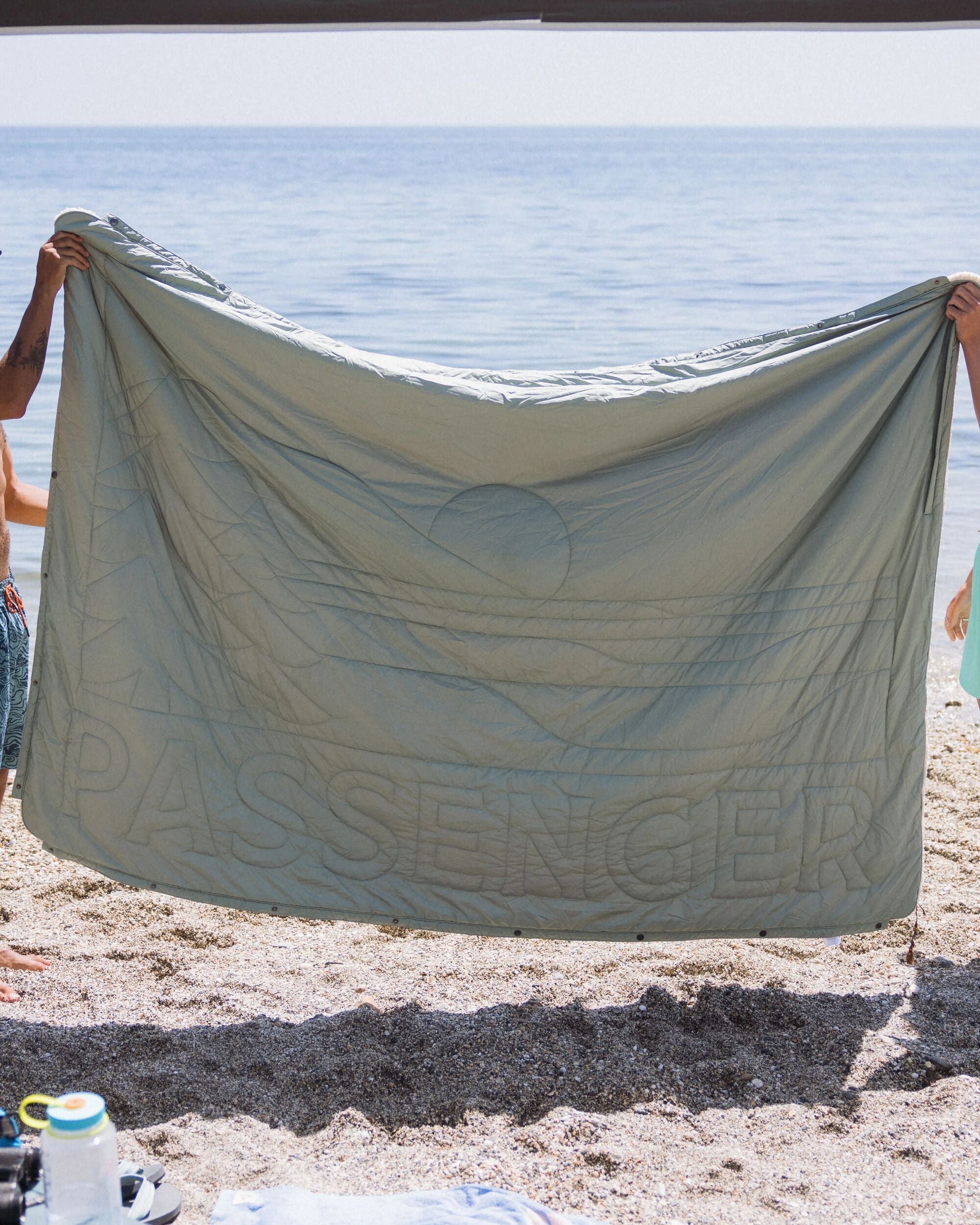 Cabin Recycled Sherpa Blanket - Pistachio