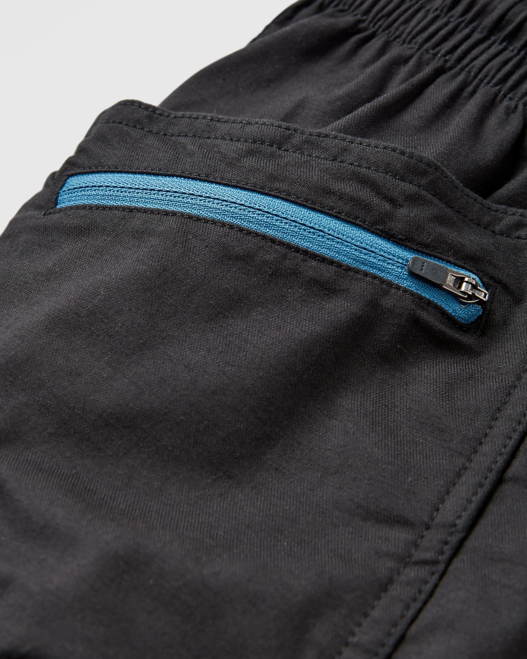 Basswood Organic Cotton Short - Black