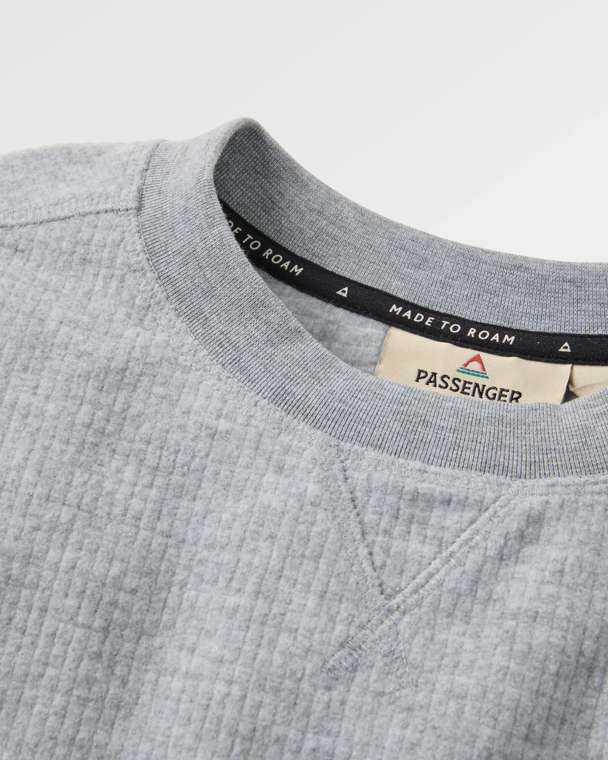 Forestscape Recycled Grid Fleece Crew - Grey Marl