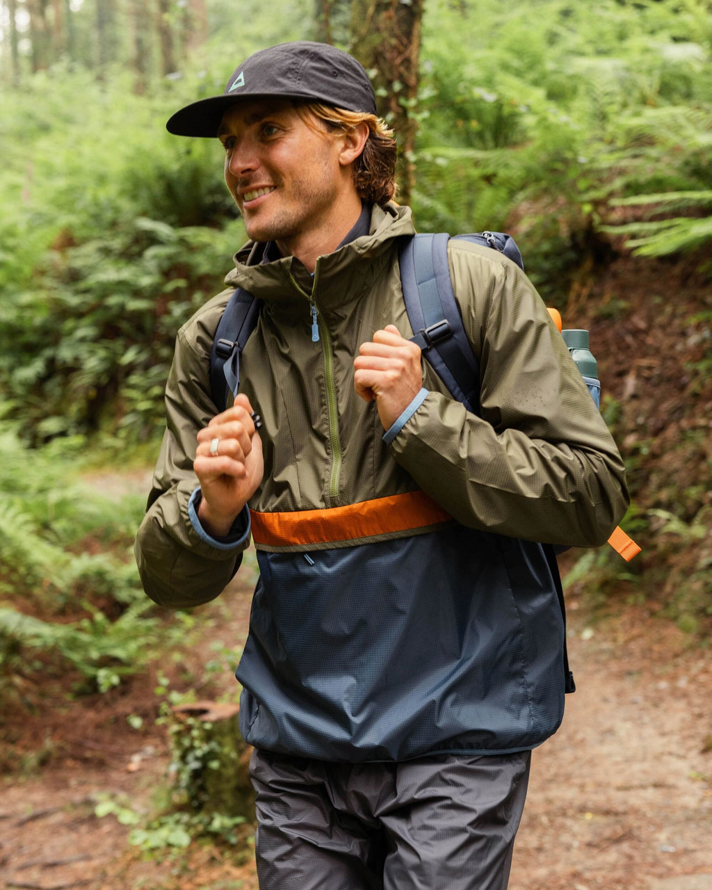 Gusto Recycled Windshell Anorak - Khaki/Dark Denim
