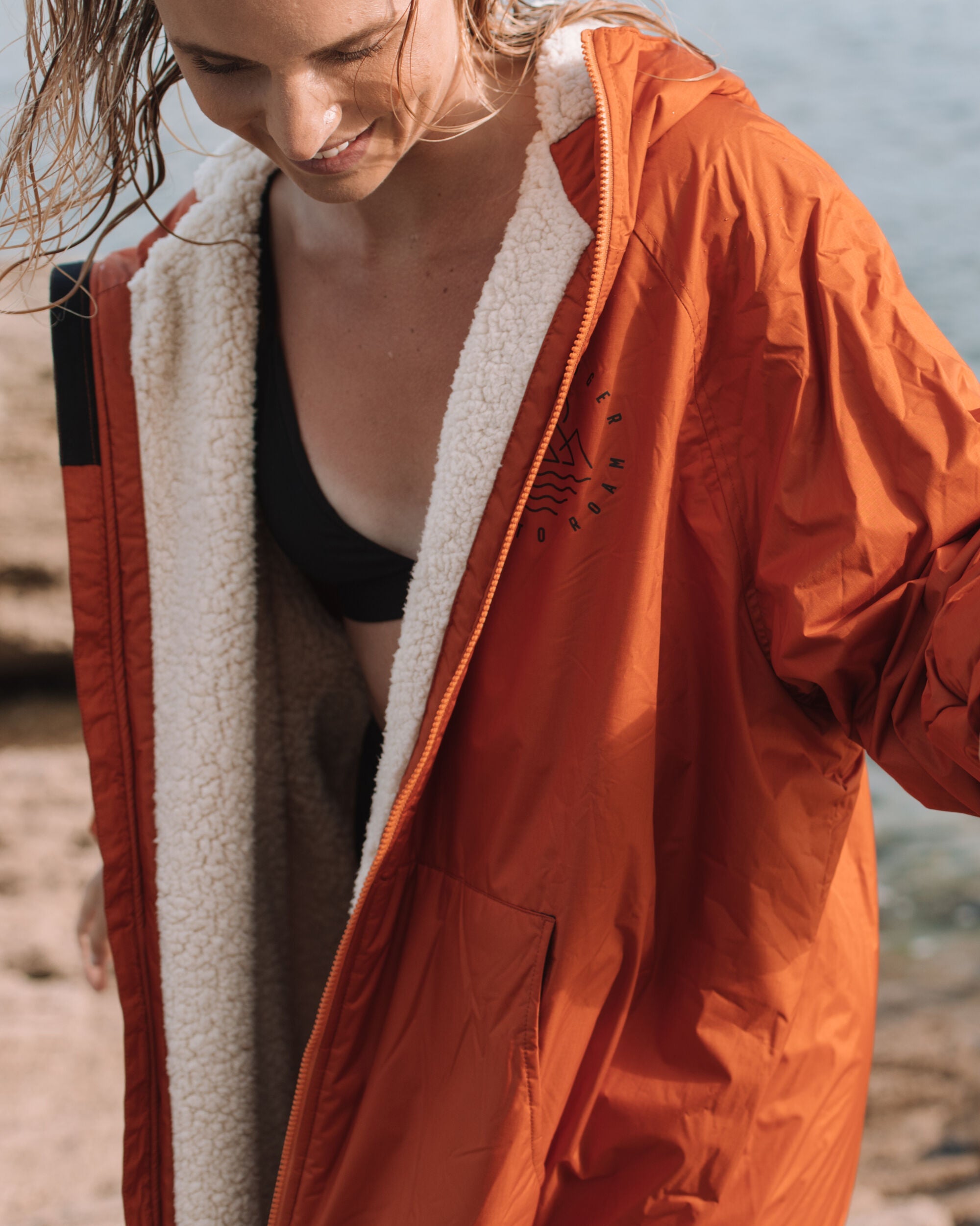 Escapism Recycled Sherpa Lined Changing Robe - Rust