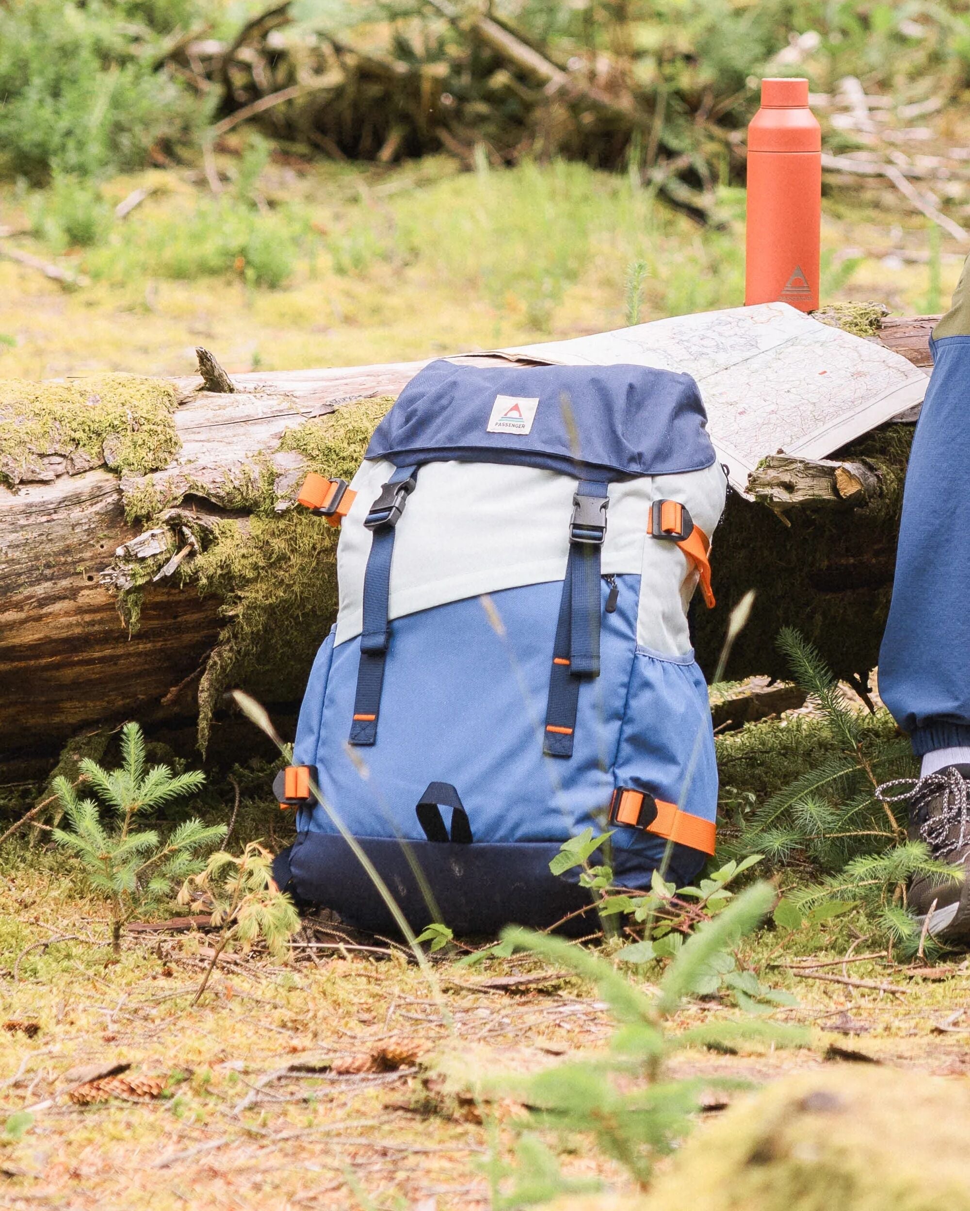 Boondocker Recycled 26L Backpack - Rich Navy/Surf Spray/Moonlight Blue